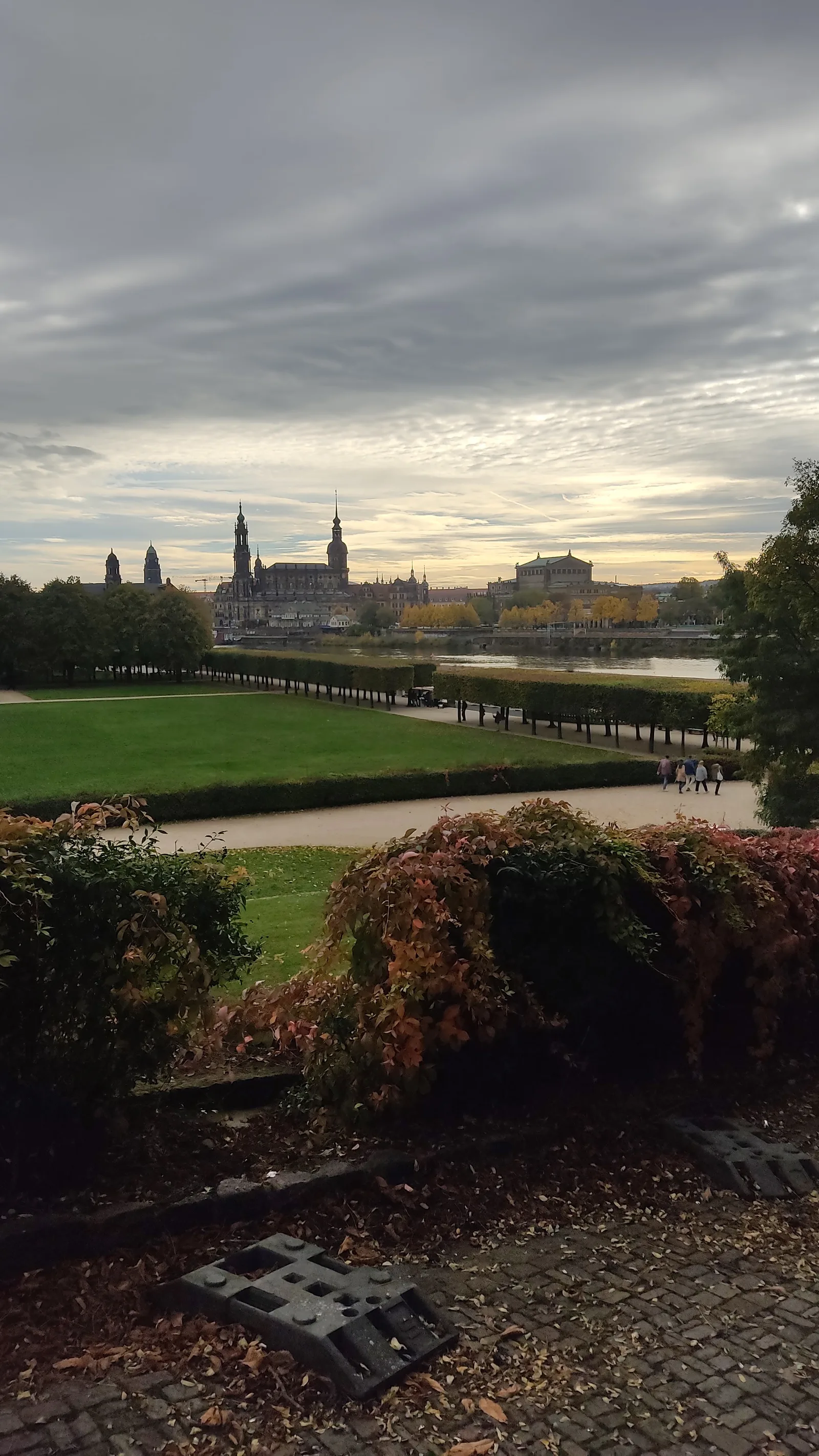 Main view at Palaisgarten Dresden — travel photo