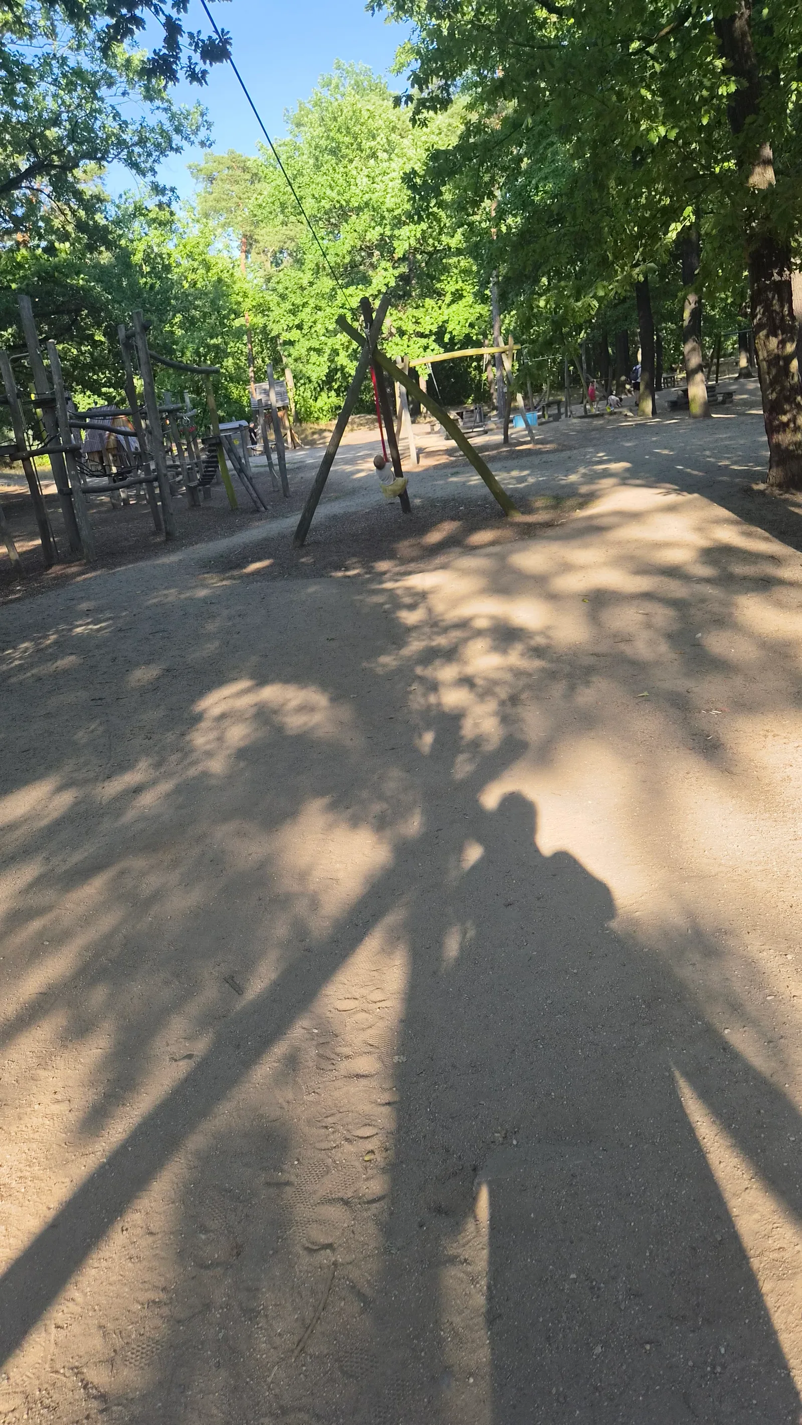 Main view at Playground Neuländer Str. Dresden — travel photo