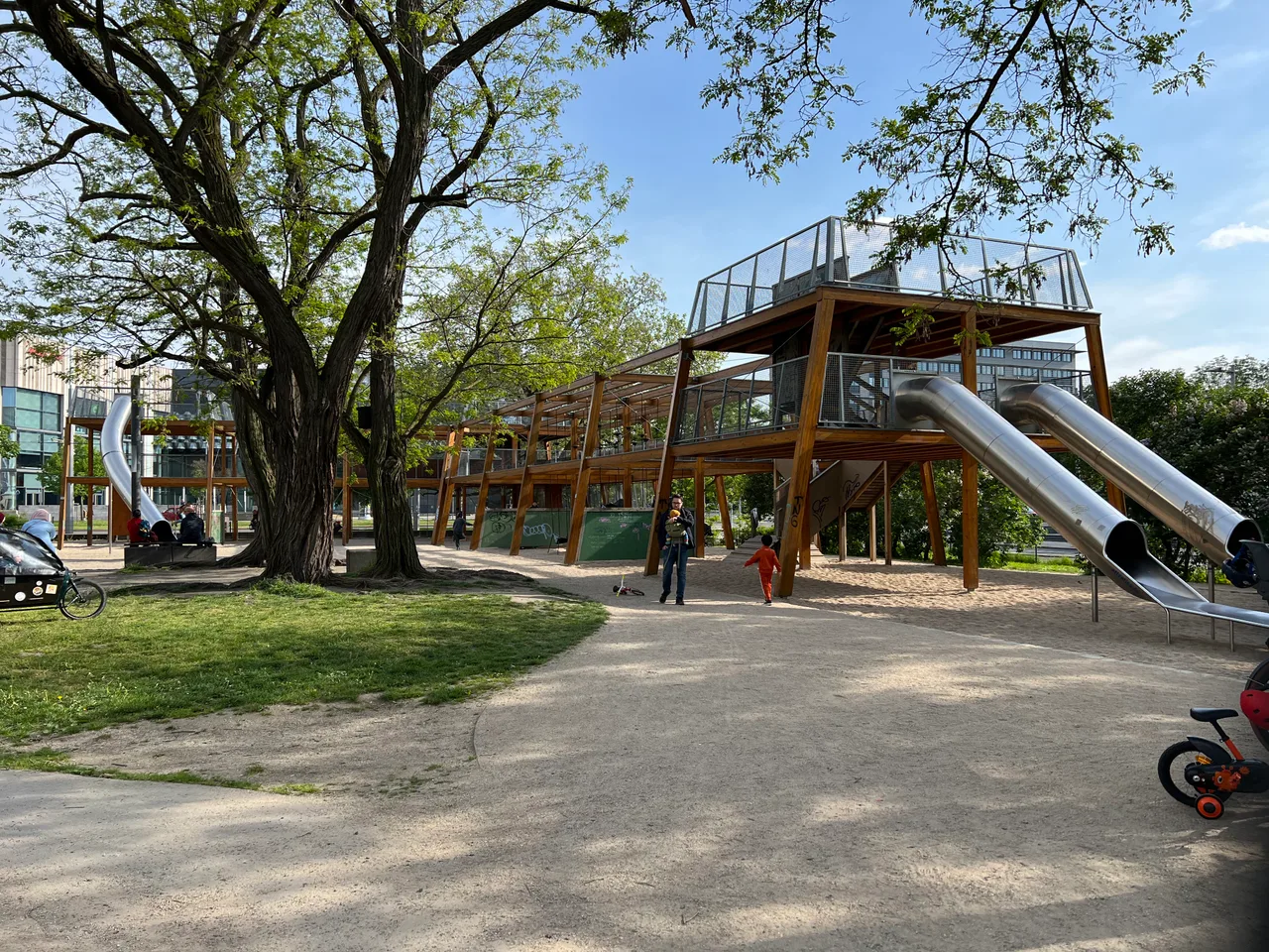 Spielplatz Wallstraße/Bastion Merkur — family guide Dresden