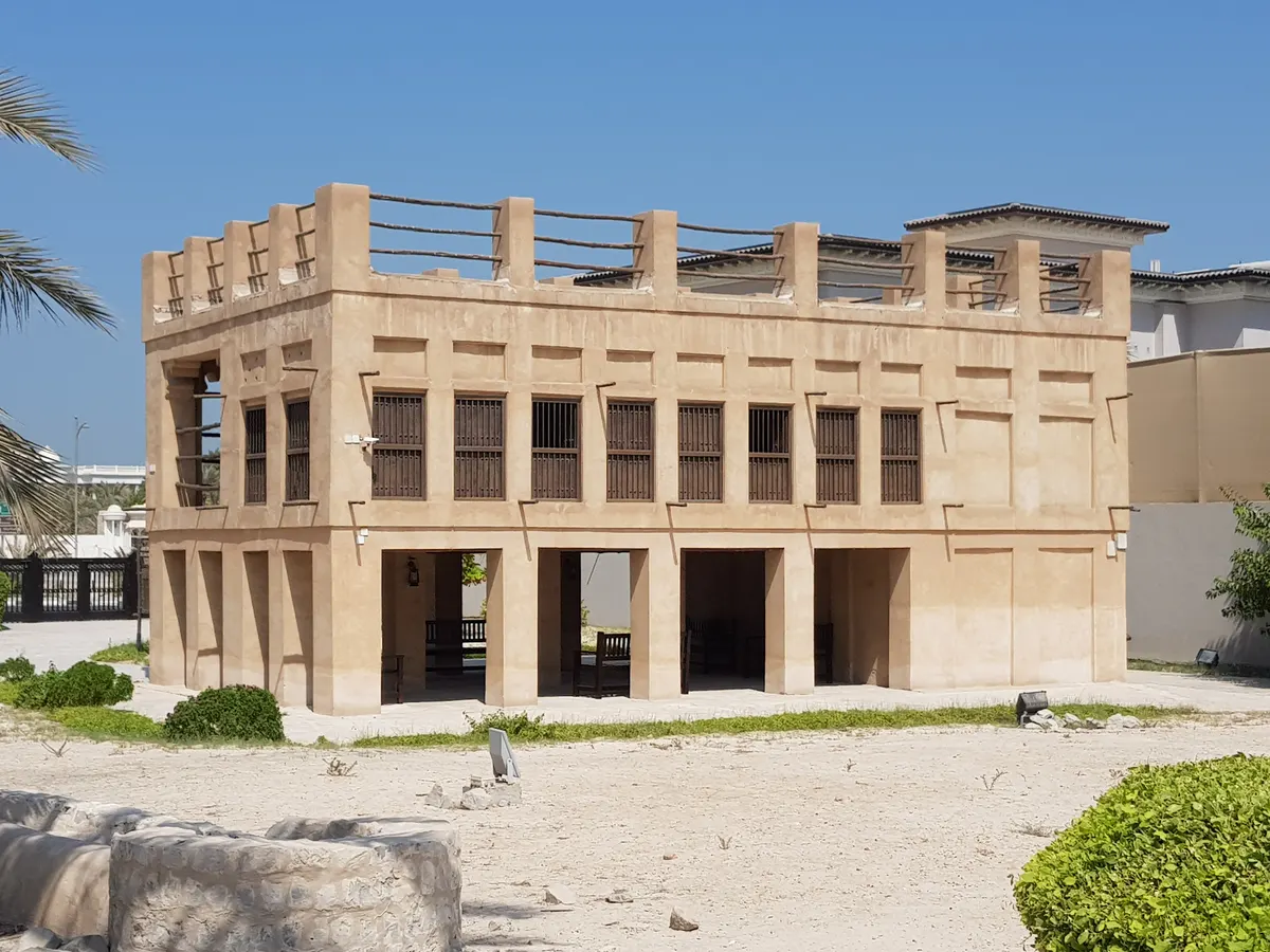 Main view at Majlis Ghorfat Umm-Al Sheif Dubai — travel photo