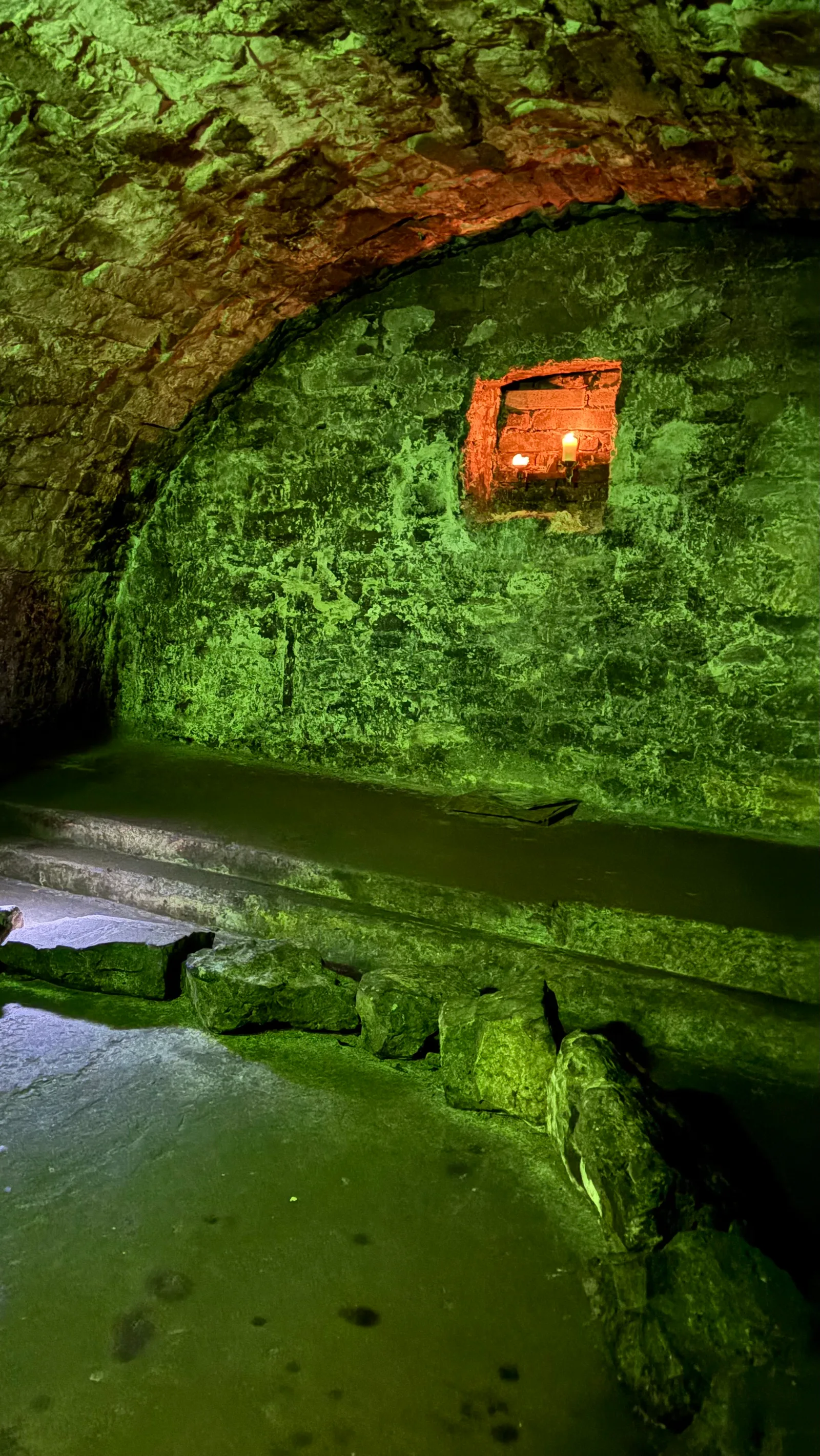 Interior at Auld Reekie Tours Edinburgh — travel photo