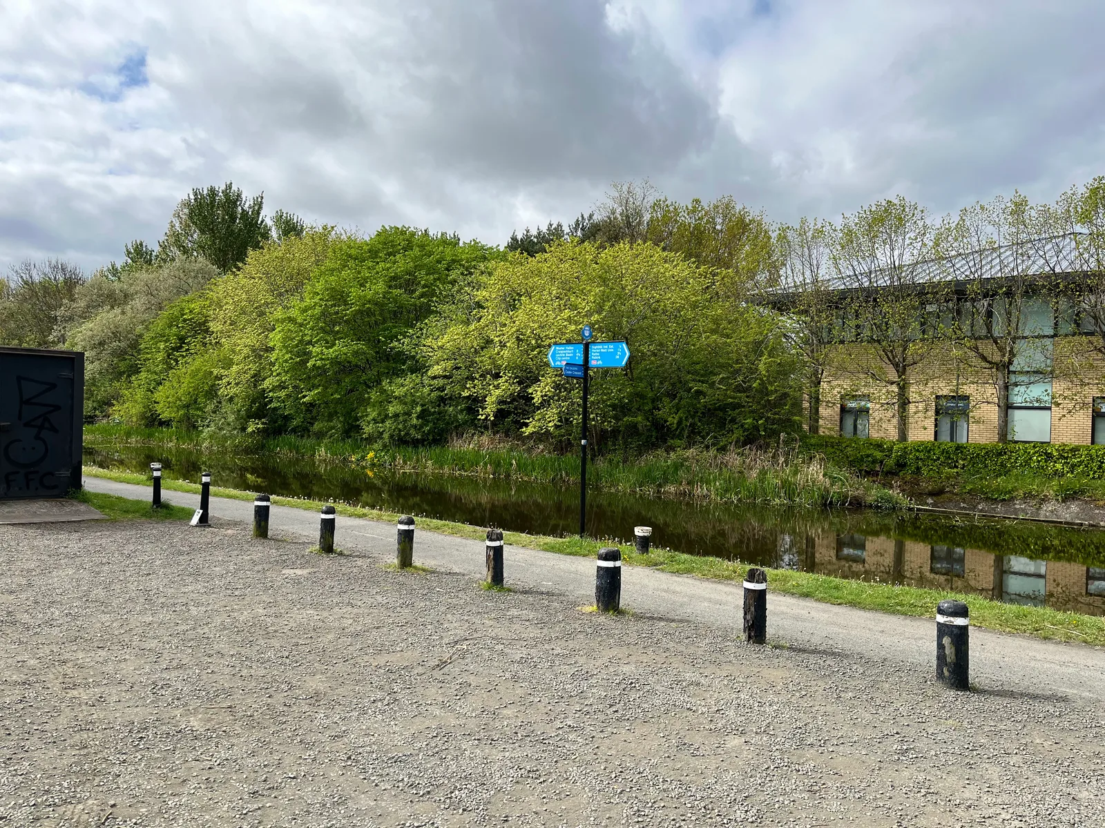 Interior at Bridge 8 Hub Edinburgh — travel photo