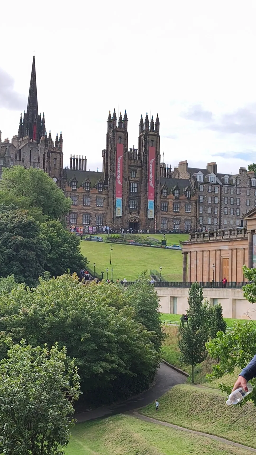Main view at National Galleries of Scotland: National Edinburgh — travel photo