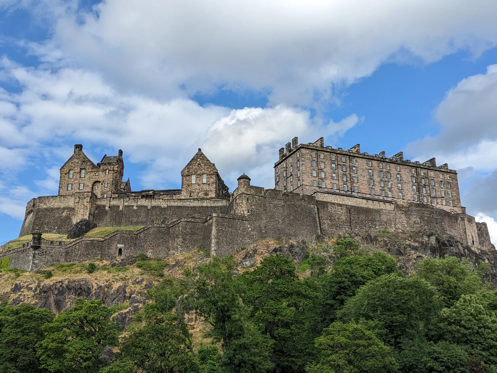 Main view at National War Museum Edinburgh — travel photo