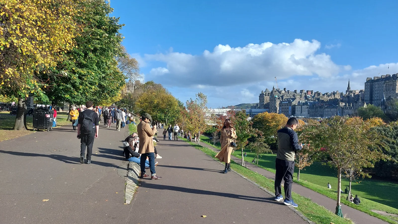Main view at Princes Street Gardens Playground Edinburgh — travel photo