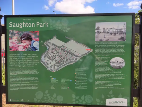 Atmosphere at Saughton Park & Gardens Edinburgh — travel photo
