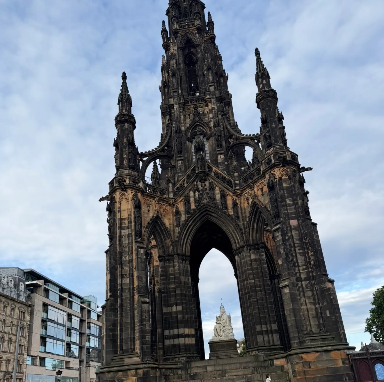 Main view at Scott Monument Edinburgh — travel photo