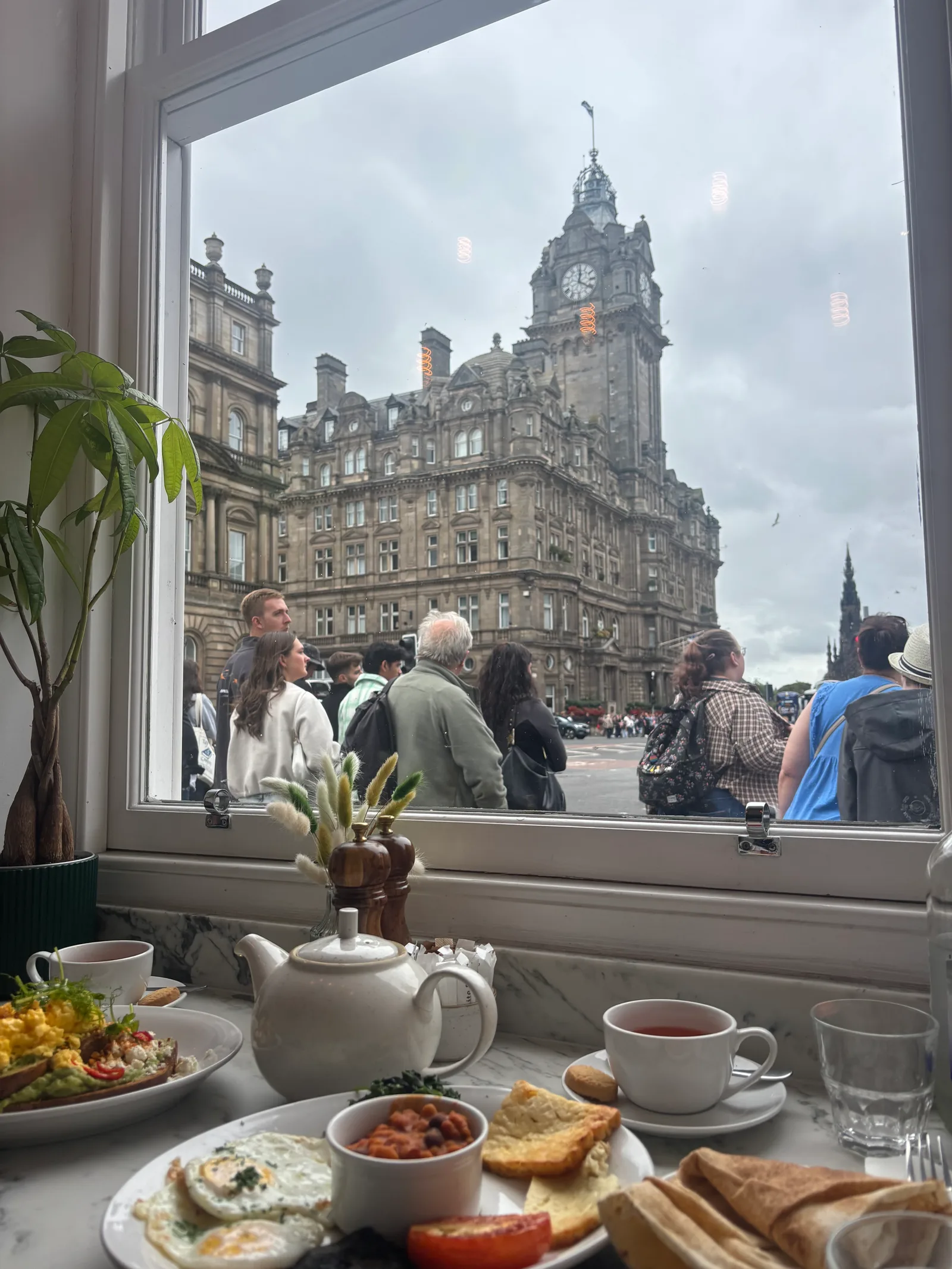 Details at Society Bar & Kitchen Edinburgh — travel photo