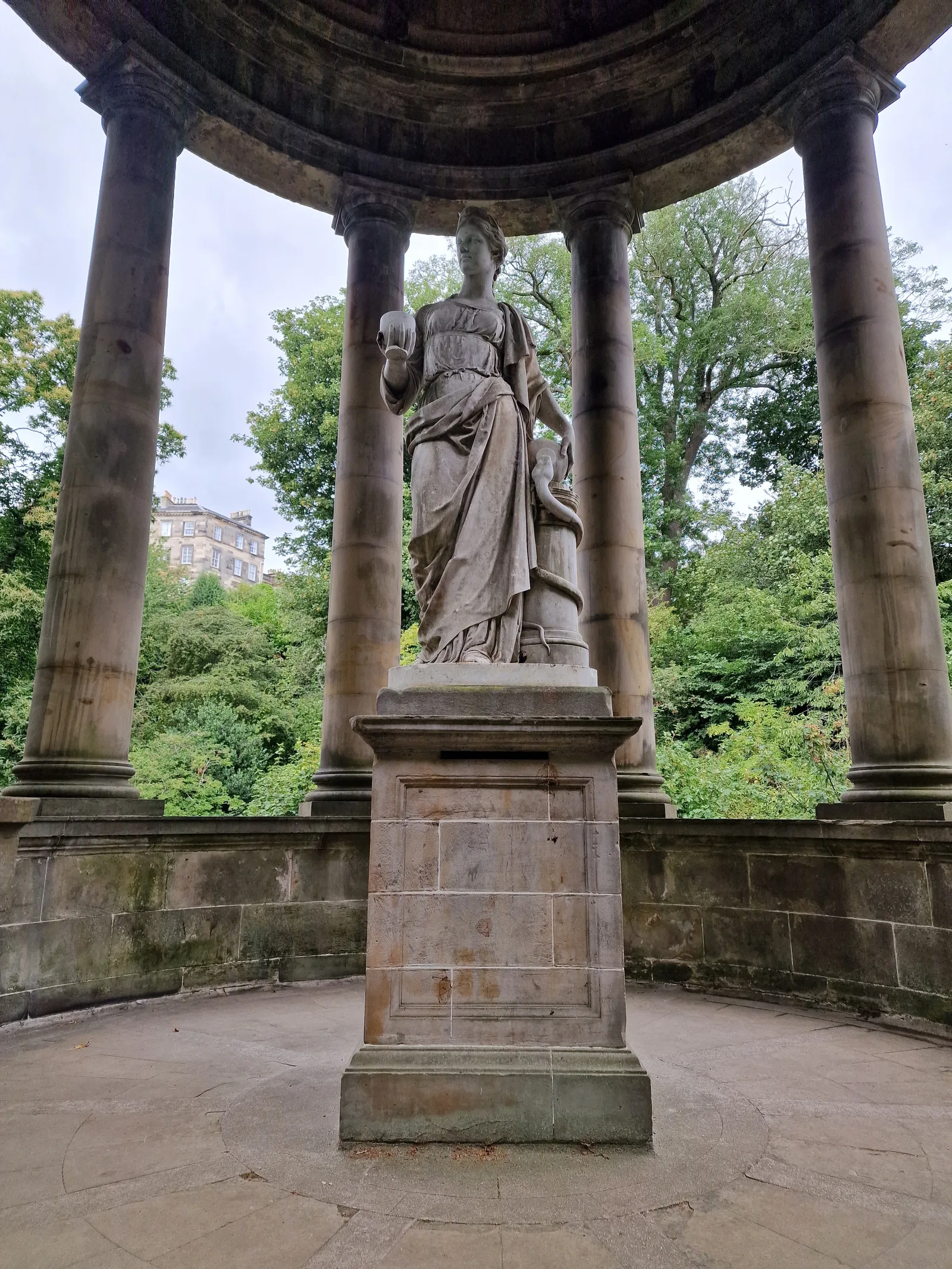 Details at St Bernard's Well Edinburgh — travel photo