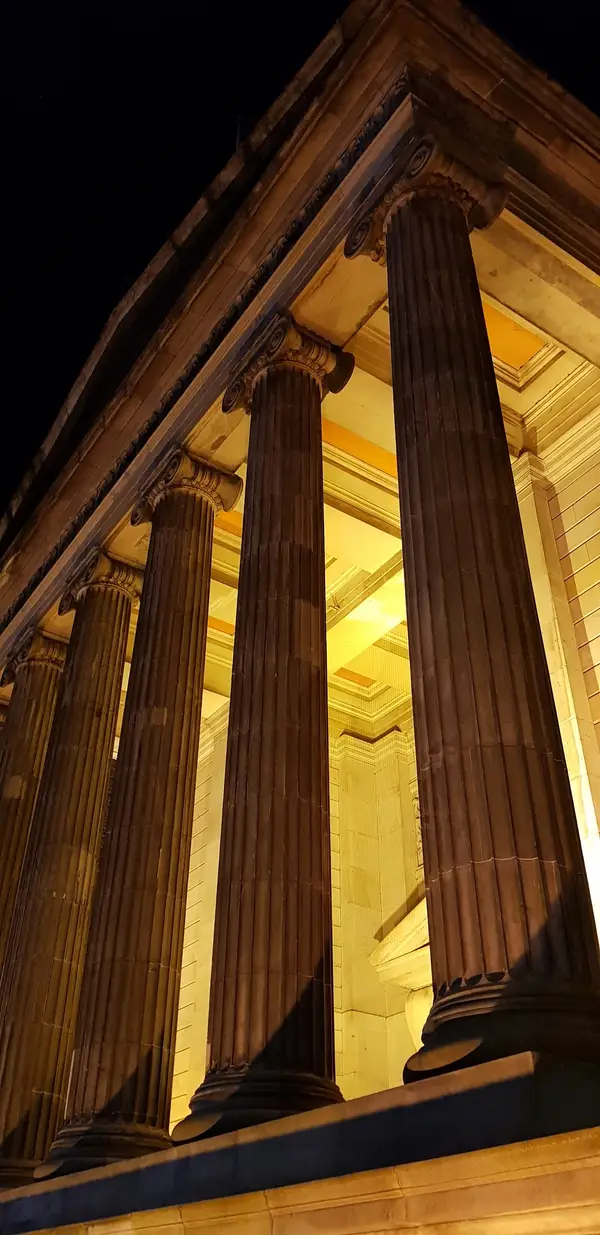 Atmosphere at Surgeons' Hall Museum Edinburgh — travel photo