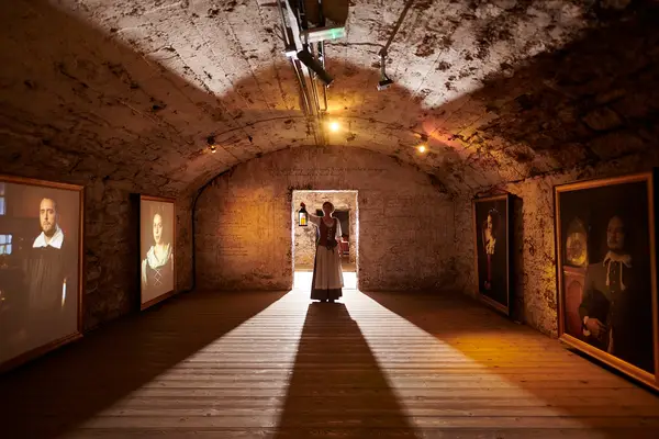 Atmosphere at The Real Mary King's Close Edinburgh — travel photo