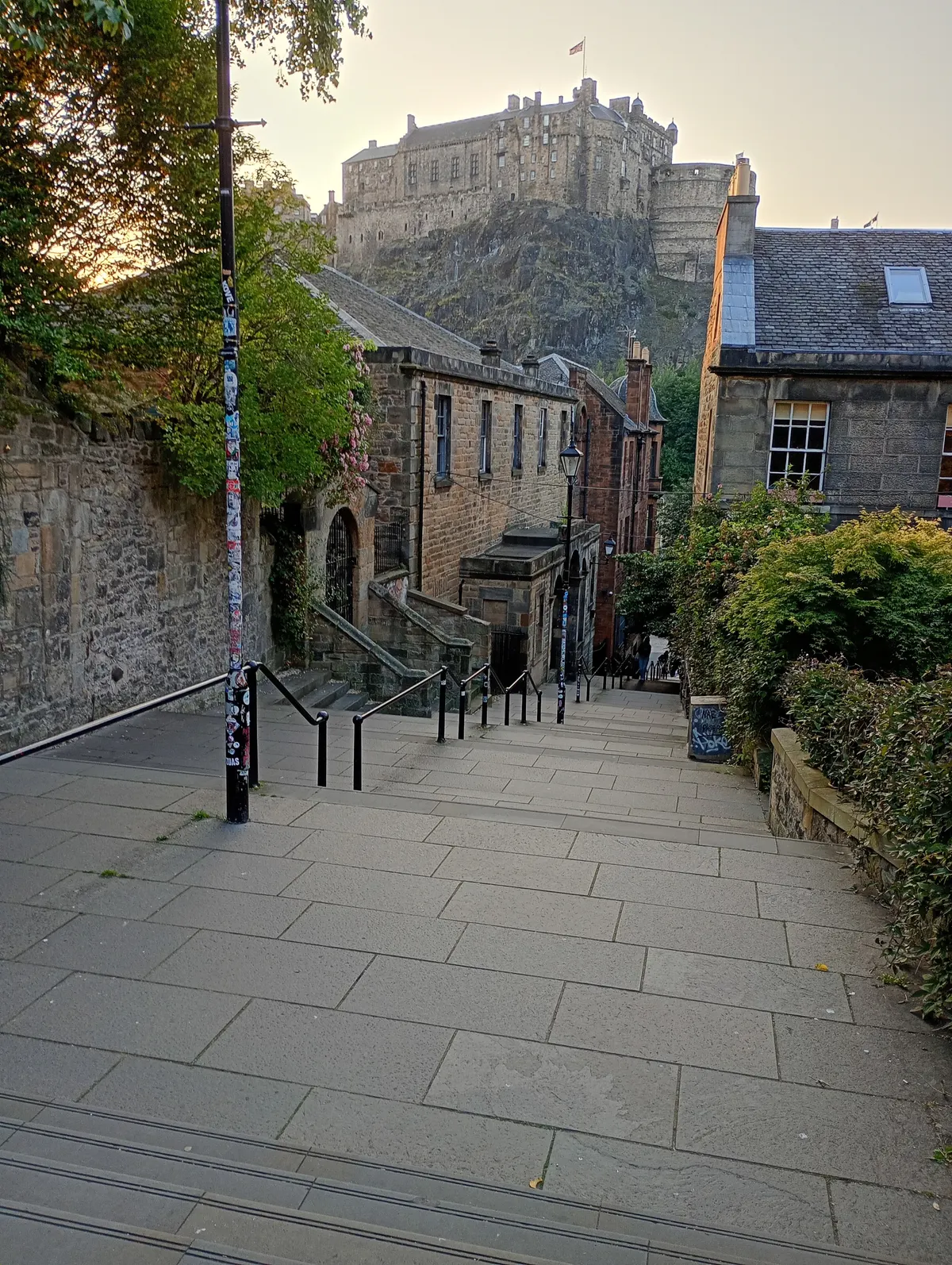 The Vennel Viewpoint Edinburgh Castle