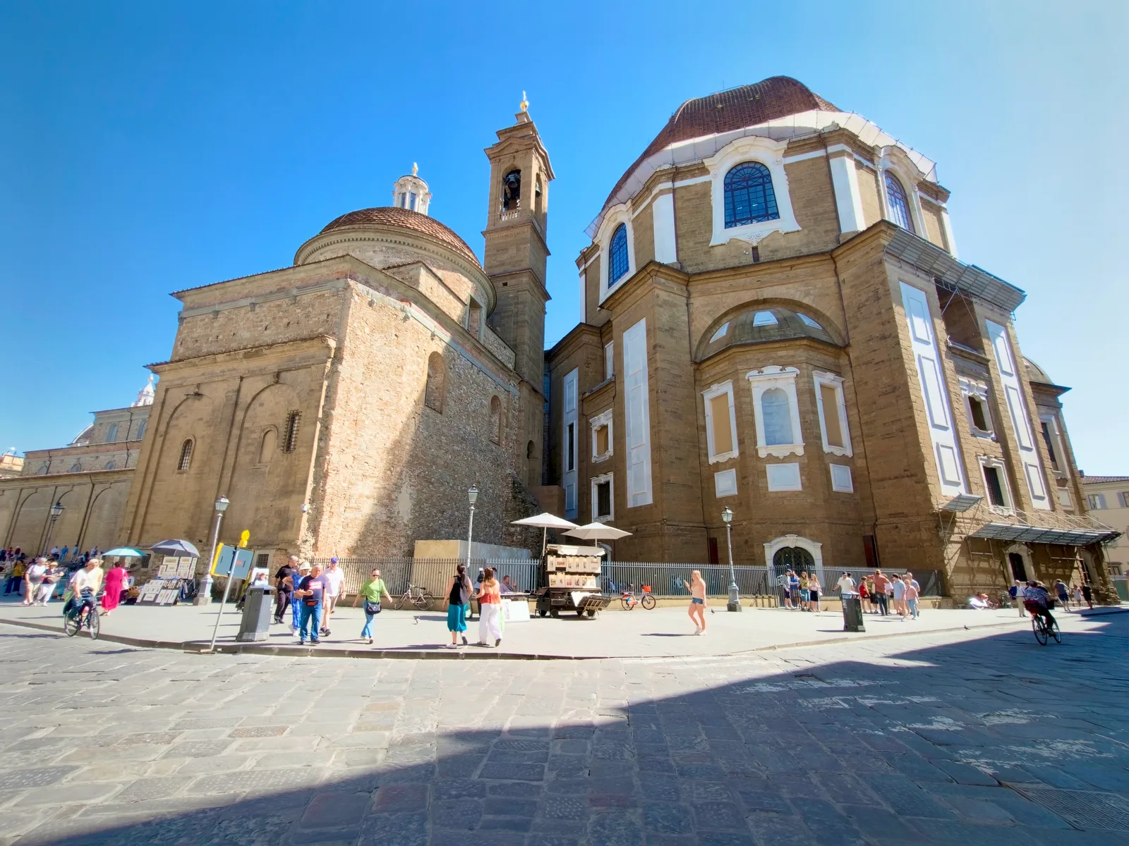 Details at Basilica di San Lorenzo Florence — travel photo
