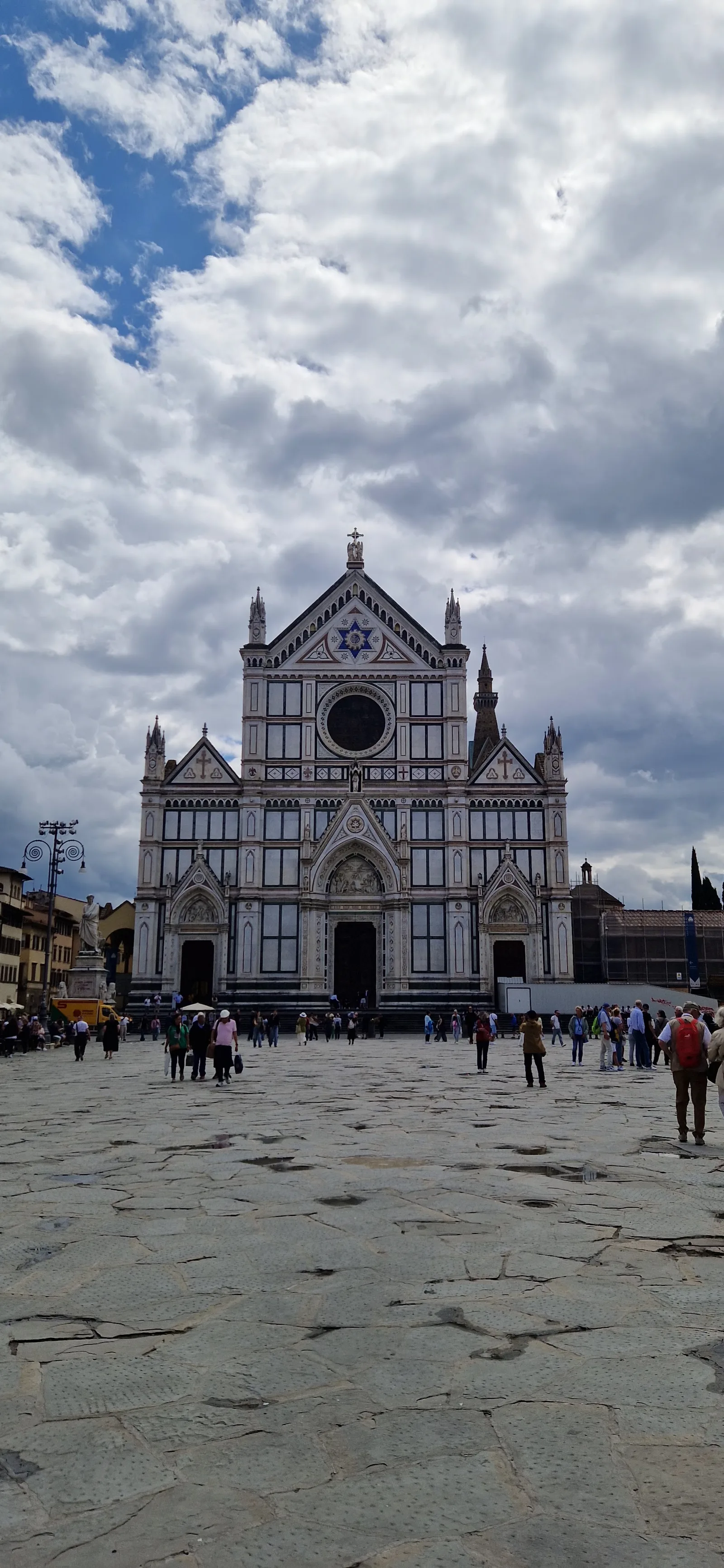 Atmosphere at Basilica of Santa Croce in Florence Florence — travel photo