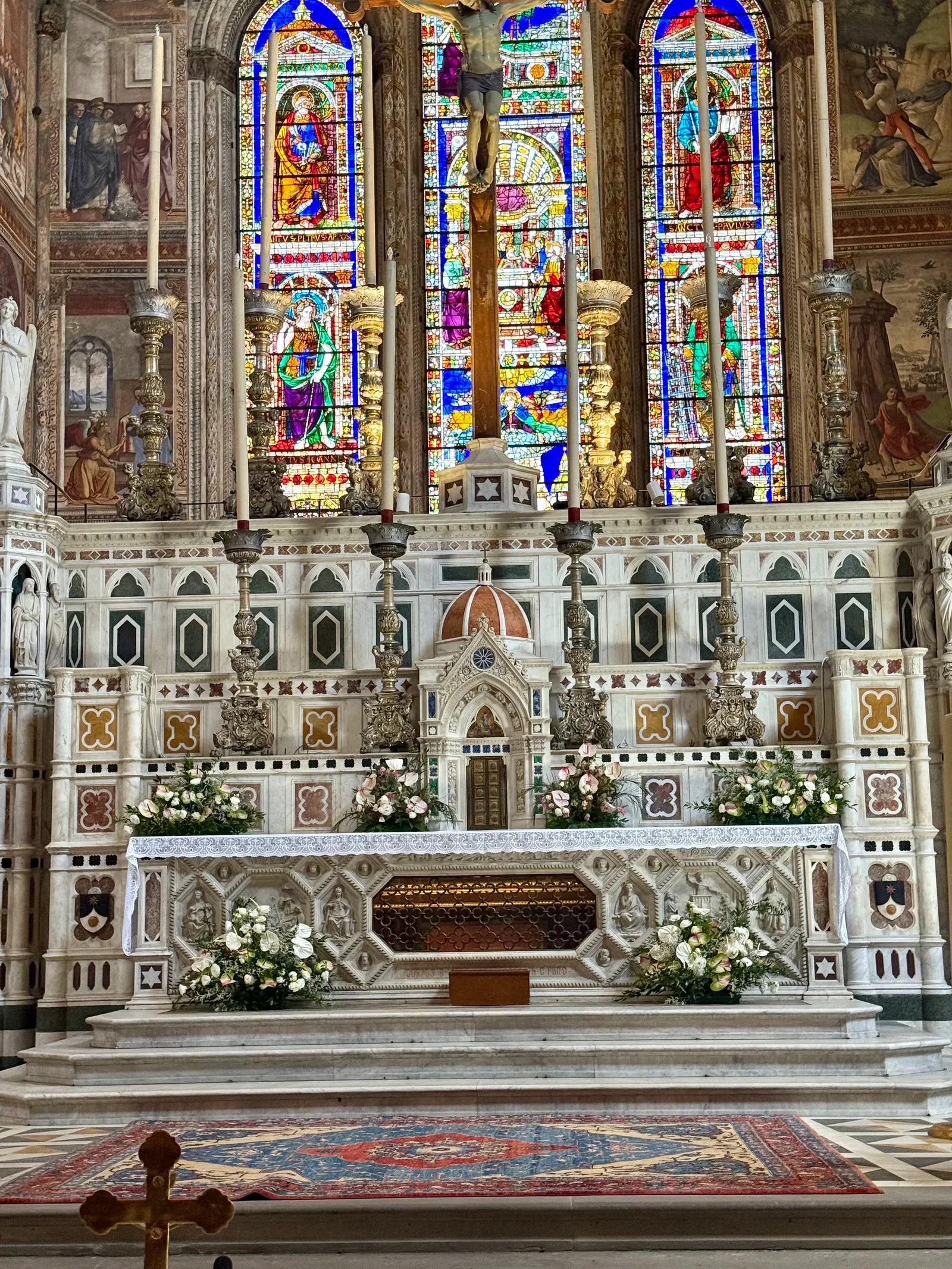 Atmosphere at Basilica of Santa Maria Novella Florence — travel photo
