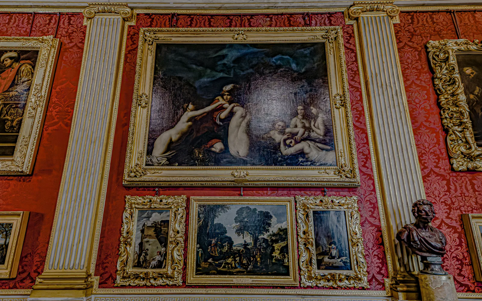 Atmosphere at Palatine Gallery Florence — travel photo