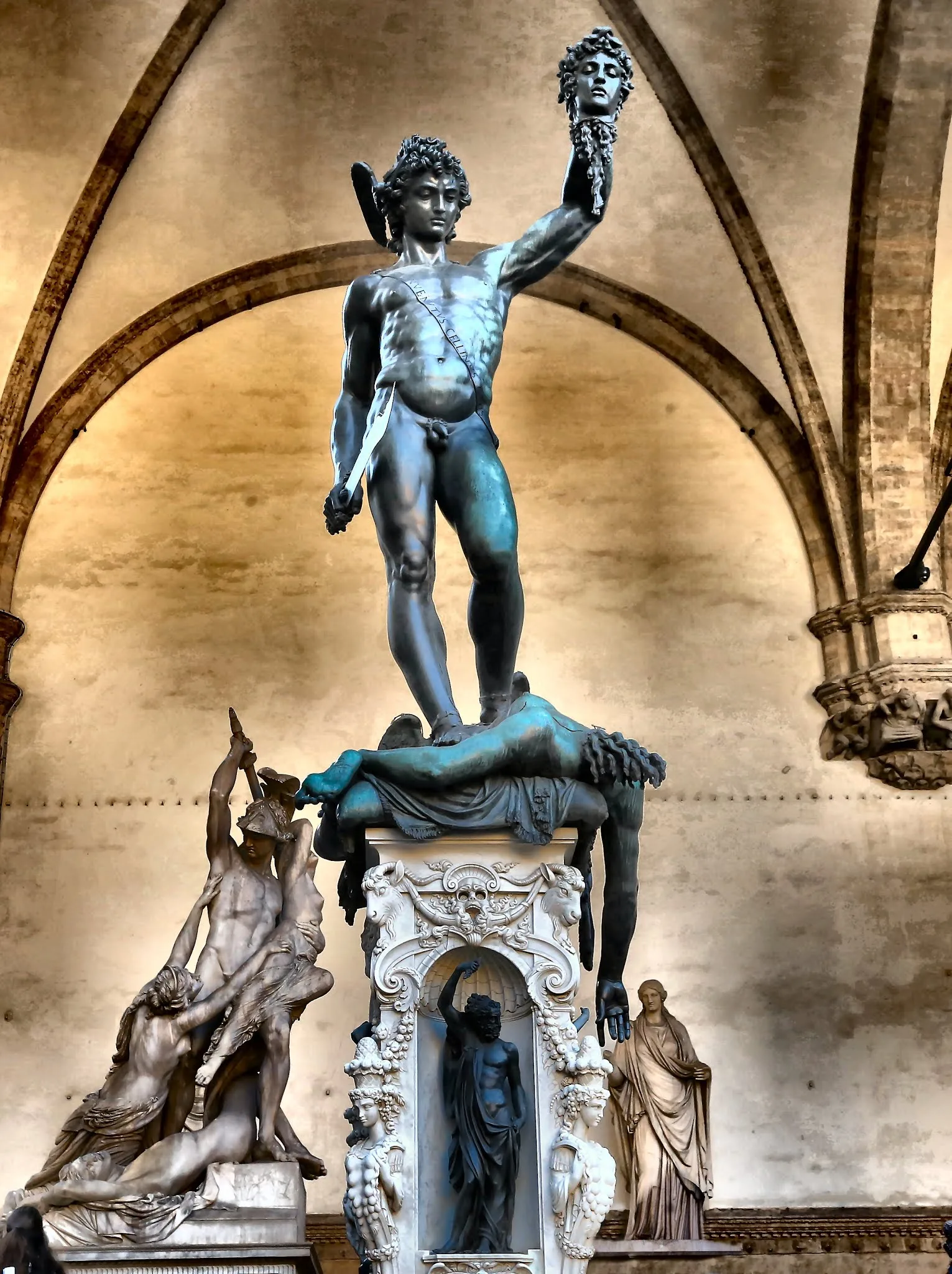 Perseus with the head of Medusa — hidden gems guide Florence