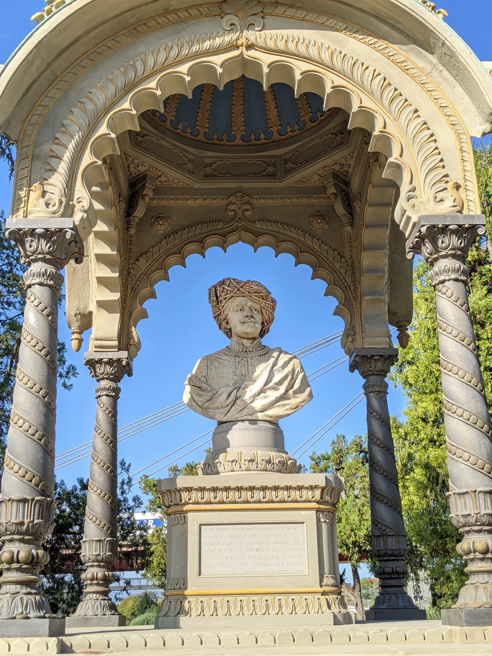 Details at Prato Del Quercione Florence — travel photo