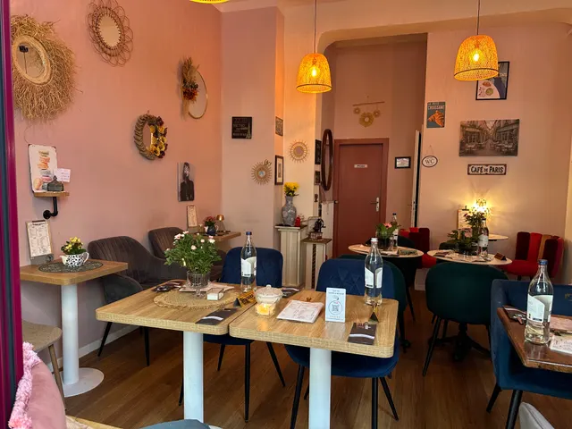 Le Petit Café
