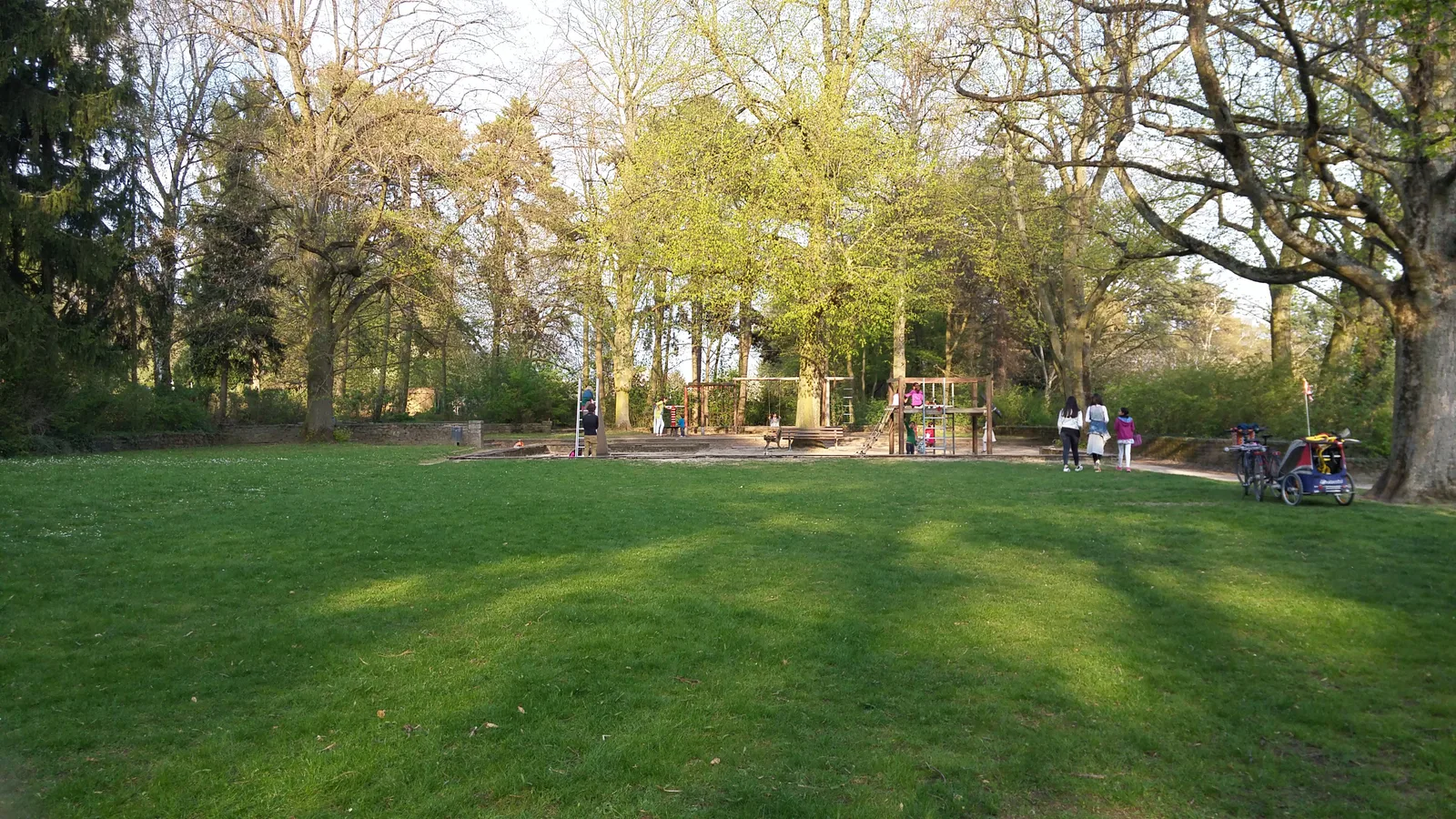 Details at Lohrpark Frankfurt — travel photo