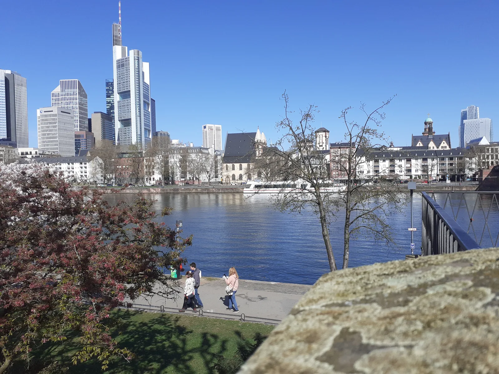 Interior at Mainuferpark Frankfurt — travel photo