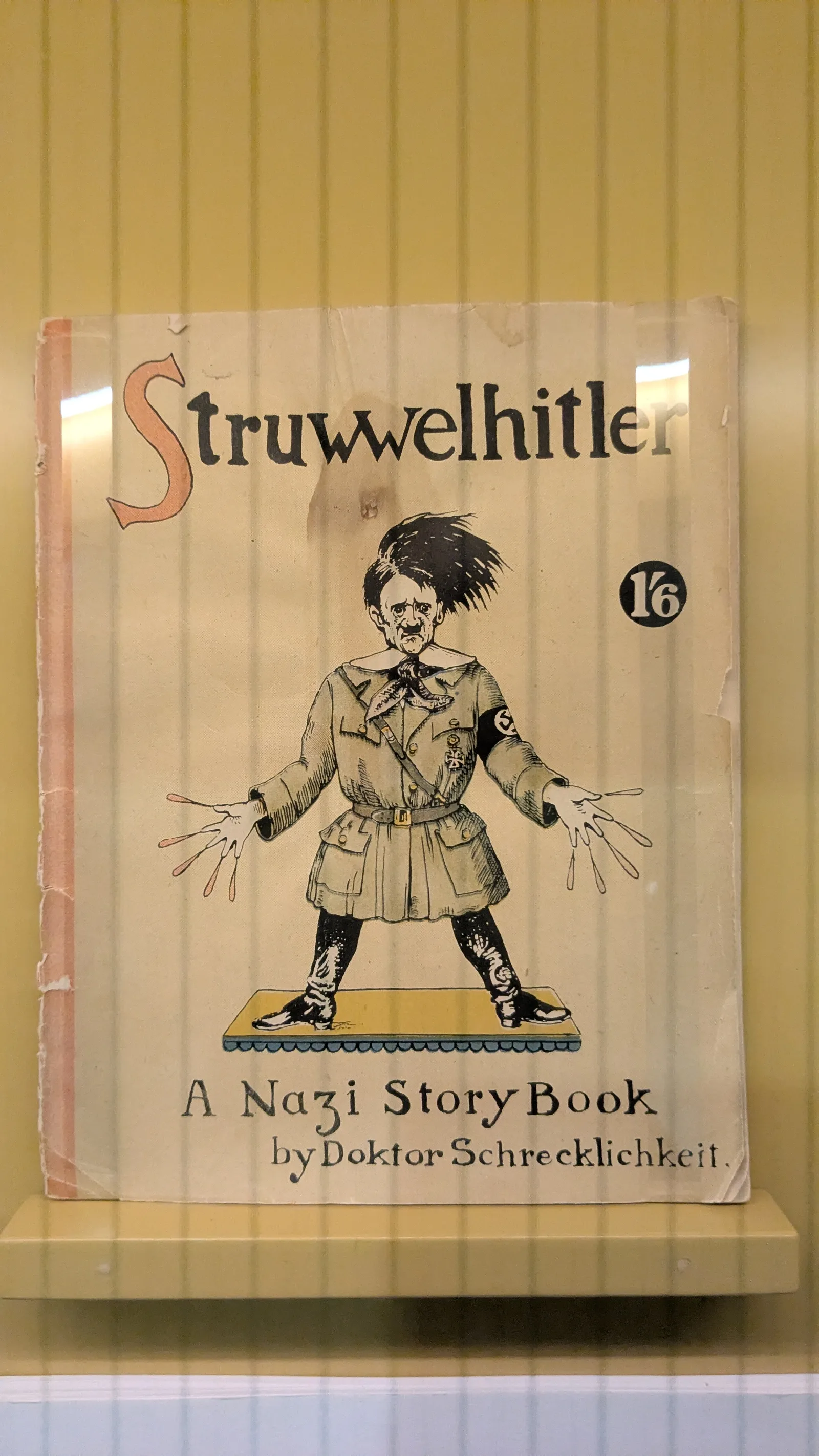 Atmosphere at Struwwelpeter Museum Frankfurt — travel photo