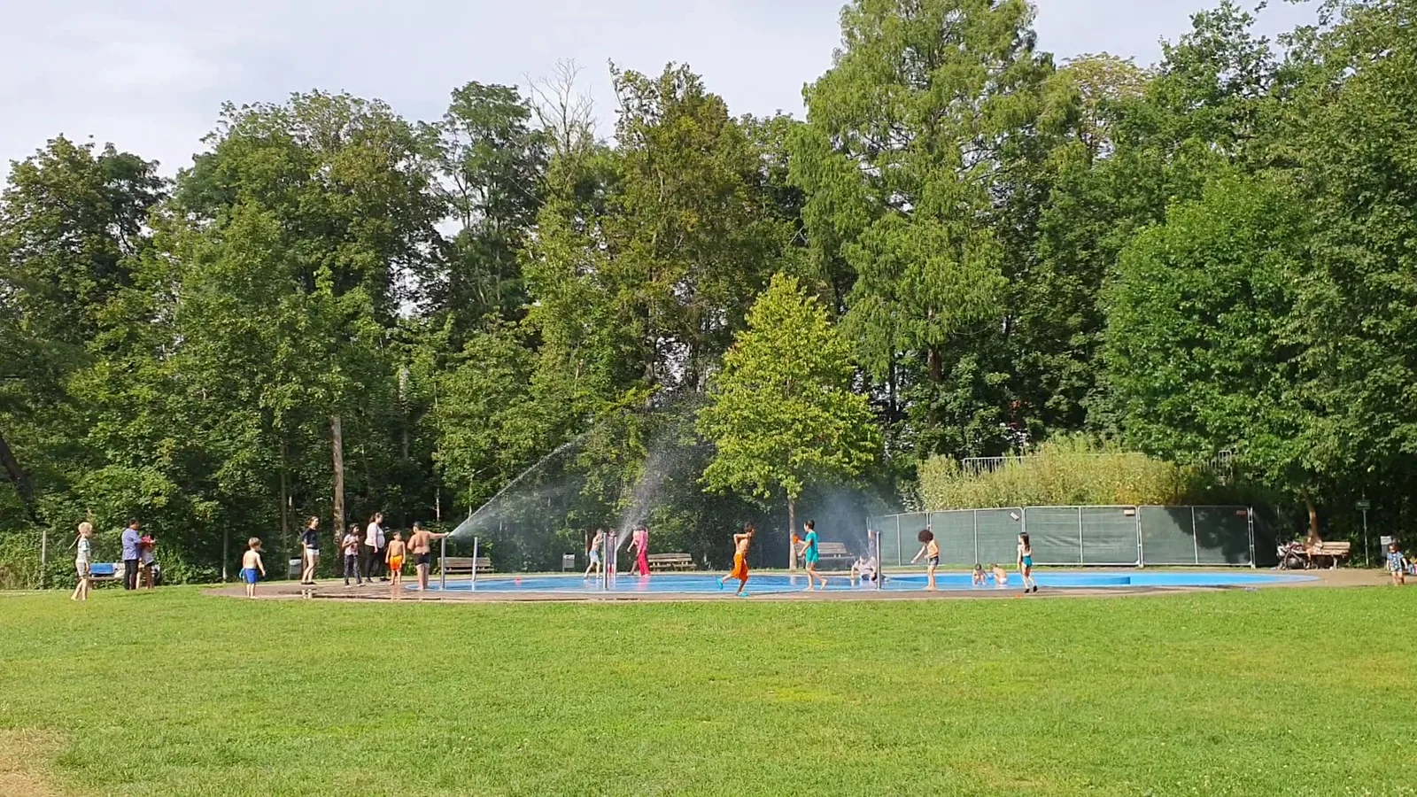 Main view at Waldspielpark Louisa Frankfurt — travel photo