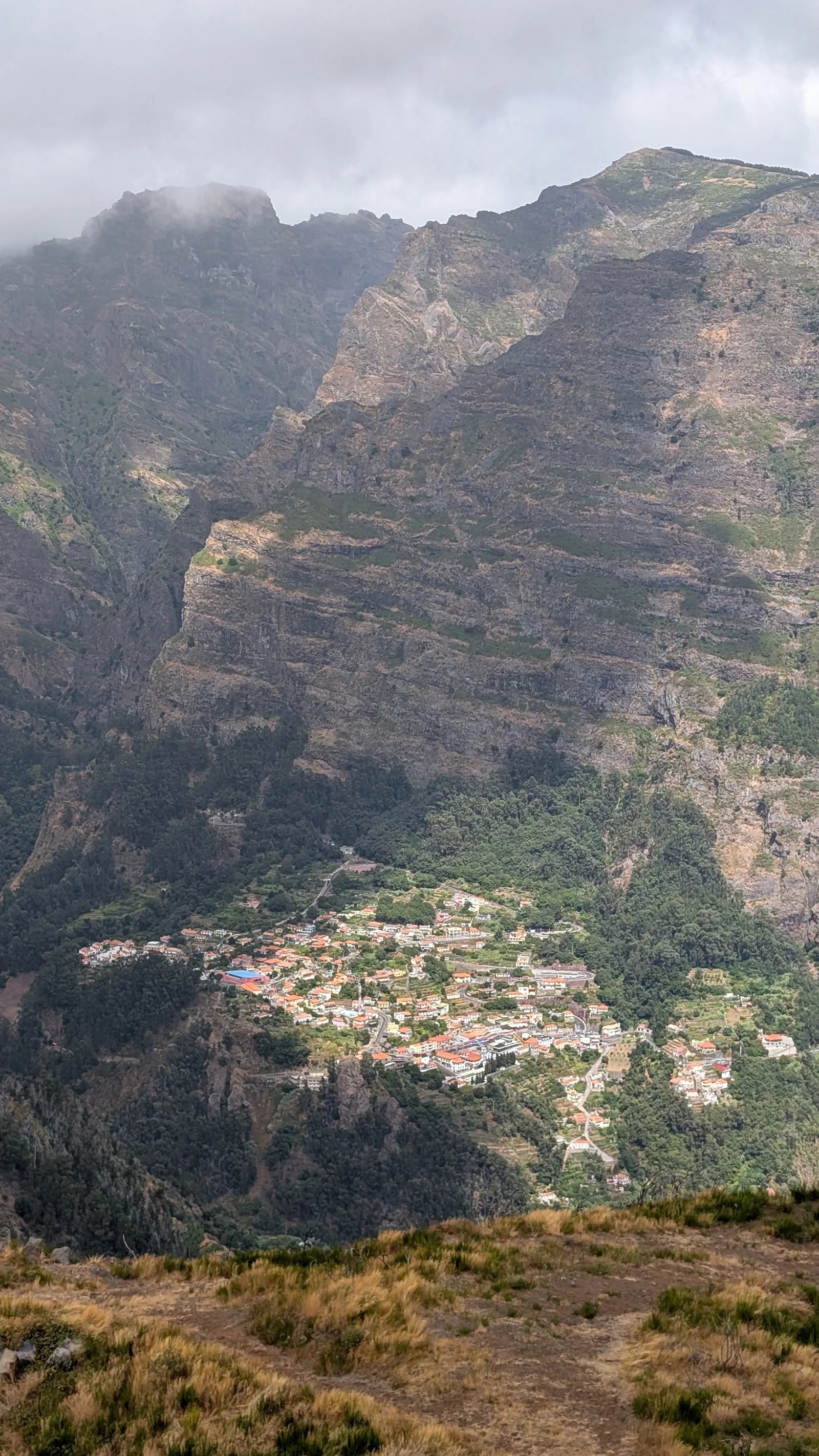 Main view at Boca da Corrida viewpoint Funchal — travel photo