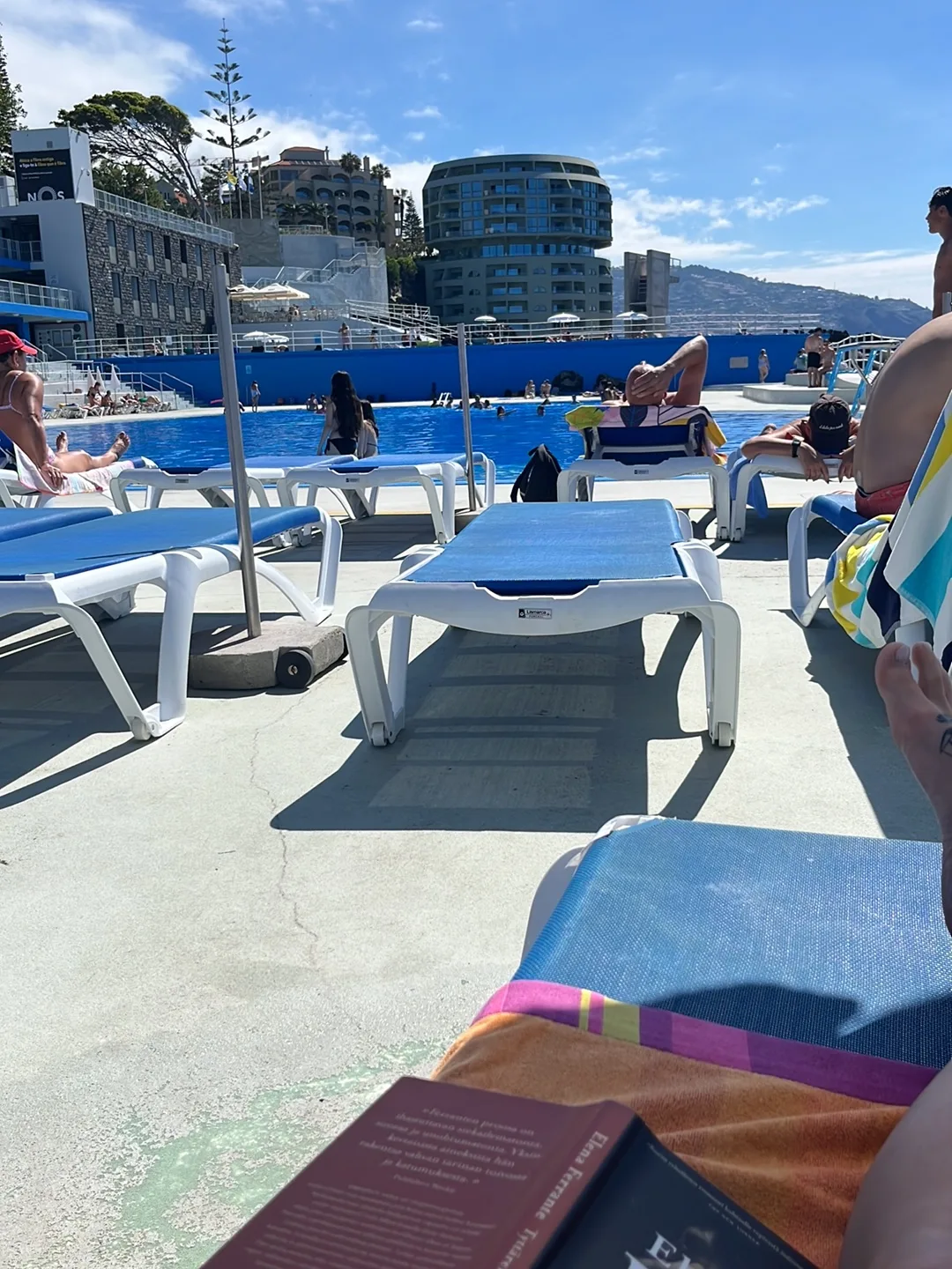 Details at Complexo Balnear do Lido Funchal — travel photo