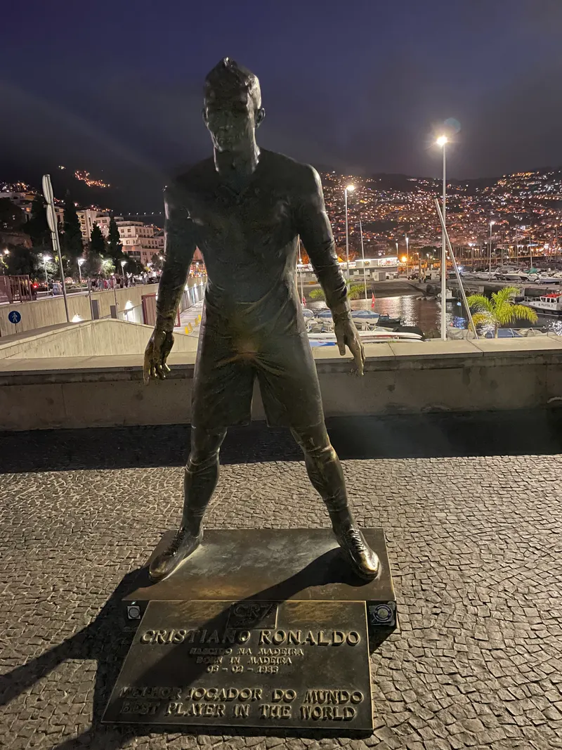 Estátua de Cristiano Ronaldo