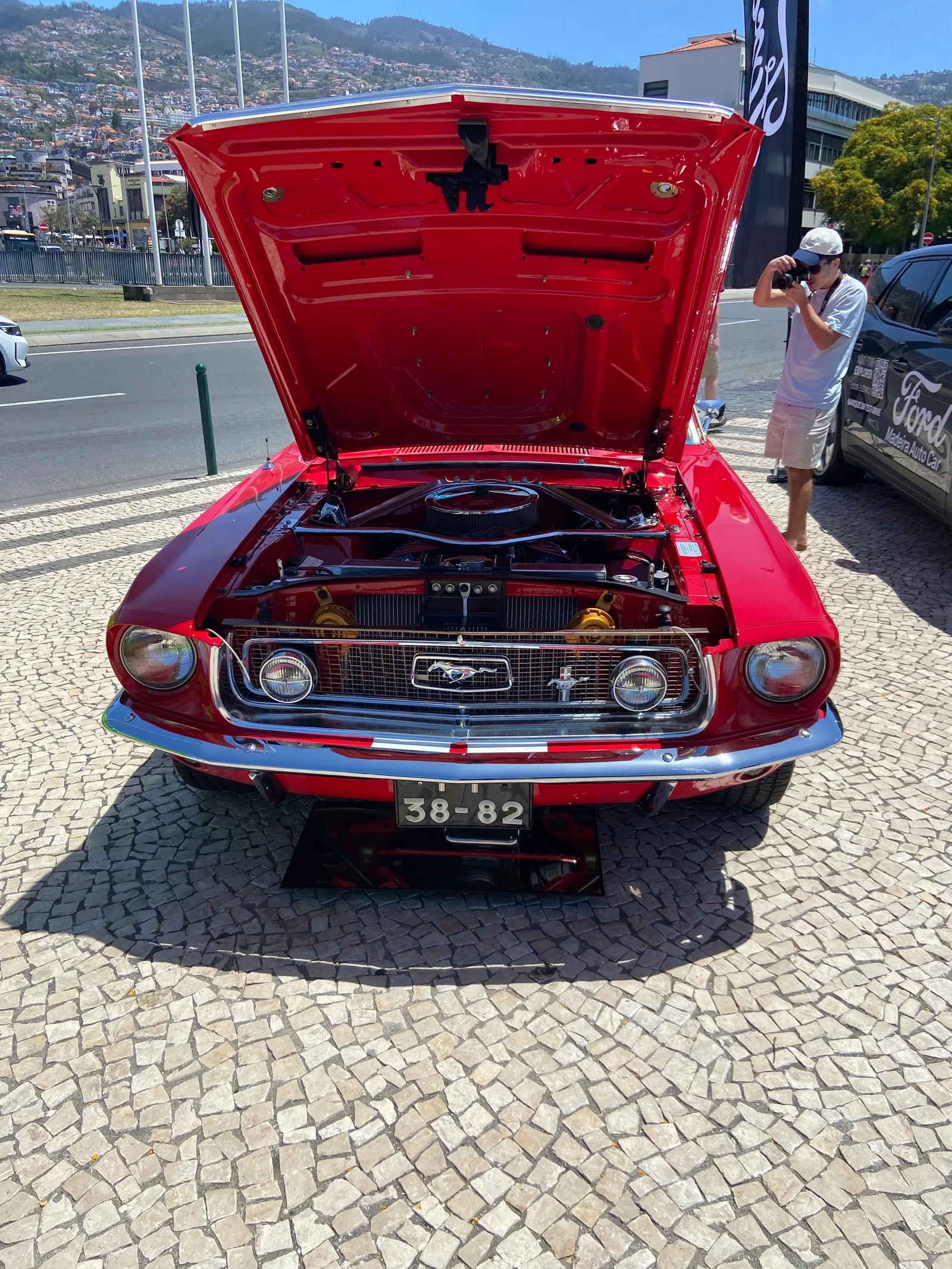 Atmosphere at Forum Madeira Funchal — travel photo