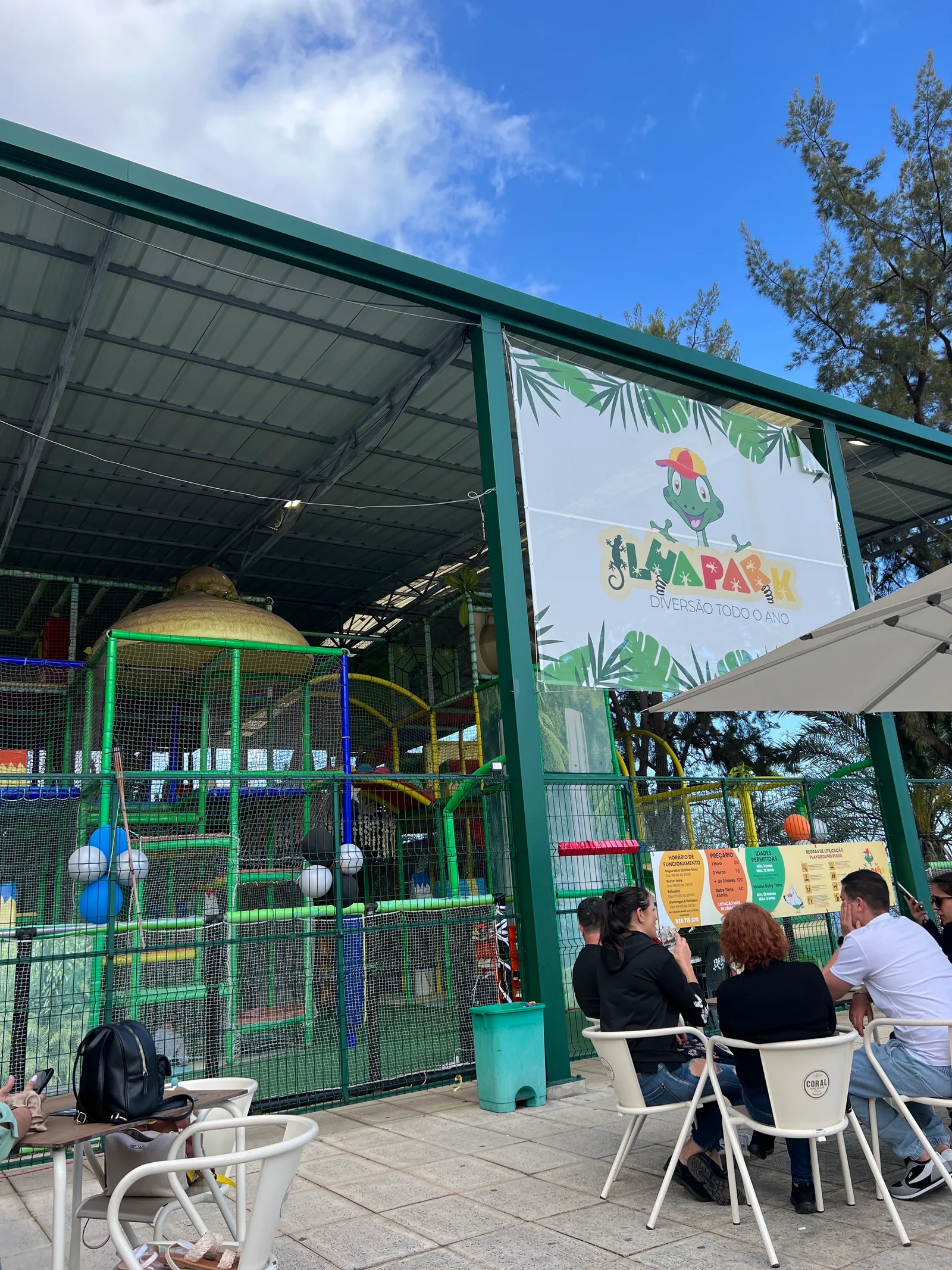 Atmosphere at Ilhapark Funchal — travel photo