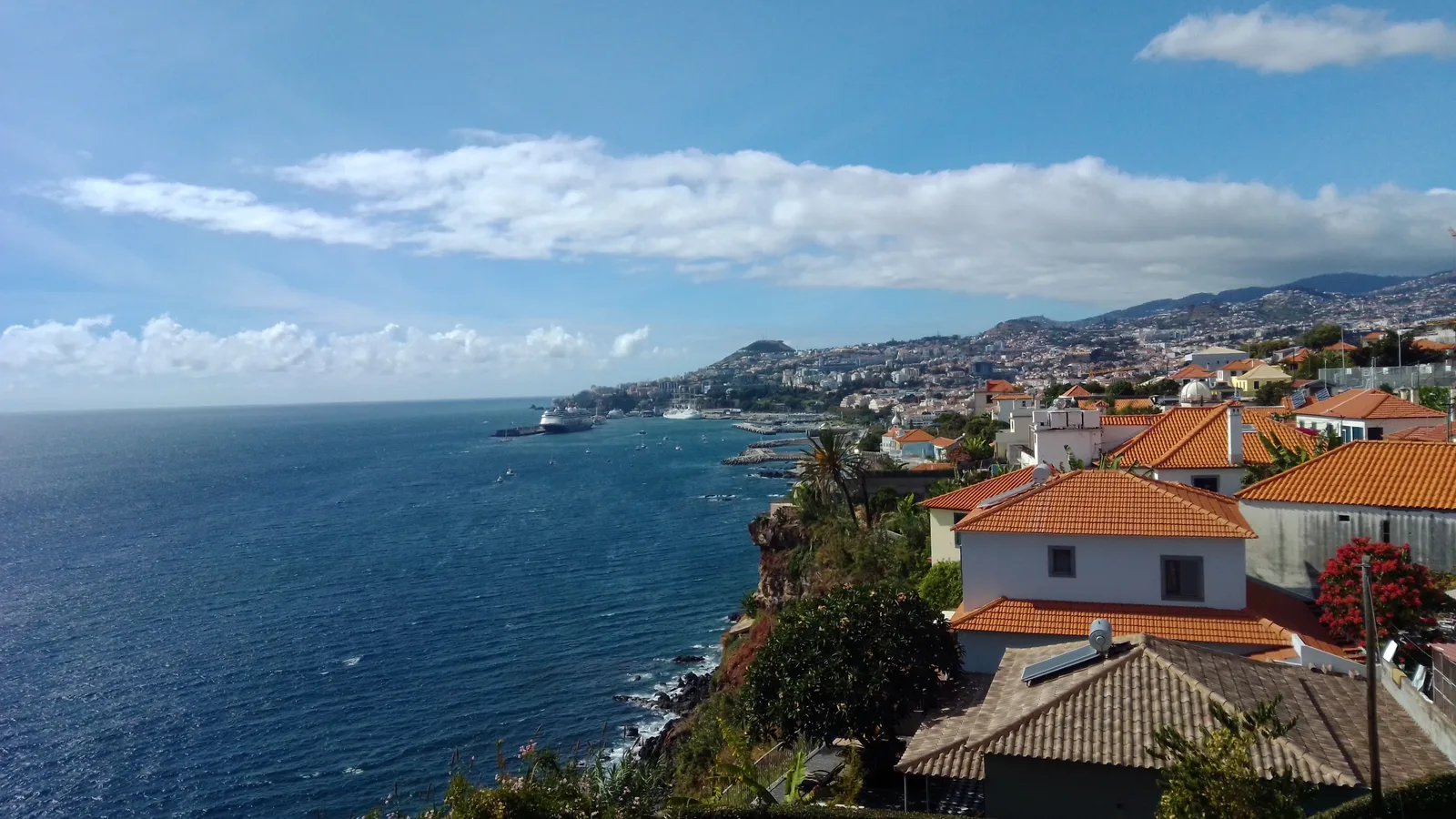 Atmosphere at Lazareto viewpoint Funchal — travel photo