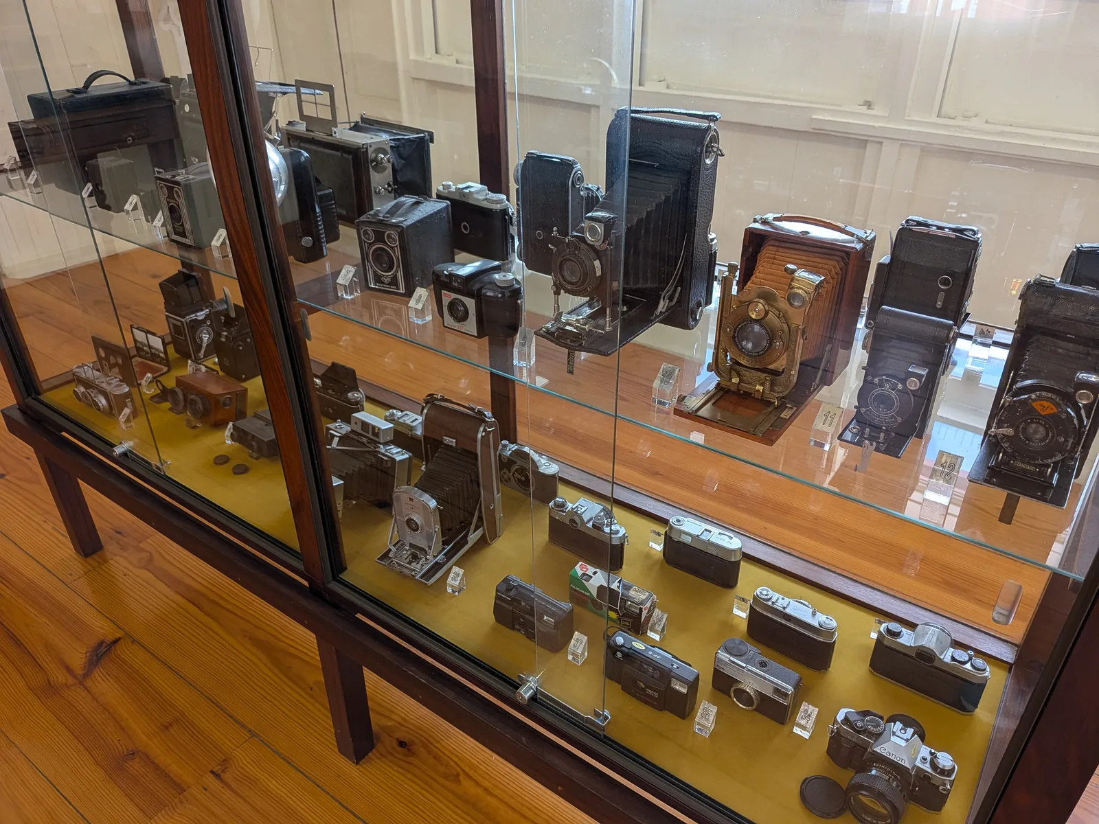 Atmosphere at Madeira Photography Museum - Atelier Vicente’s Funchal — travel photo