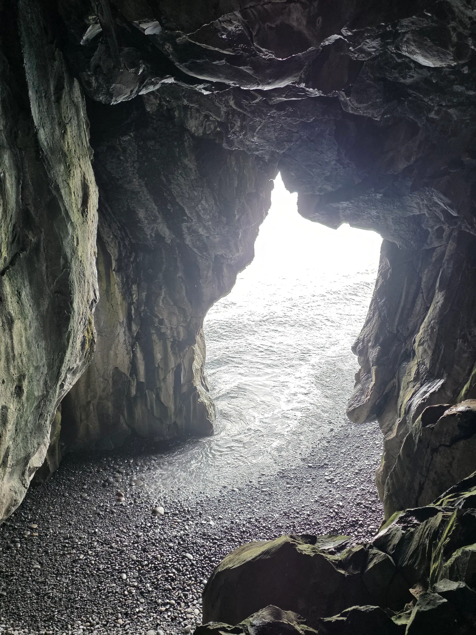 Atmosphere at Túnel das Poças do Gomes Funchal — travel photo