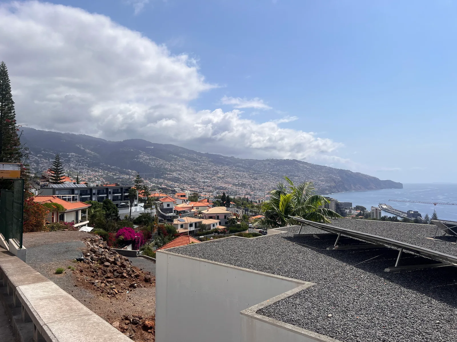 Main view at Viewpoint of Nazareth Funchal — travel photo