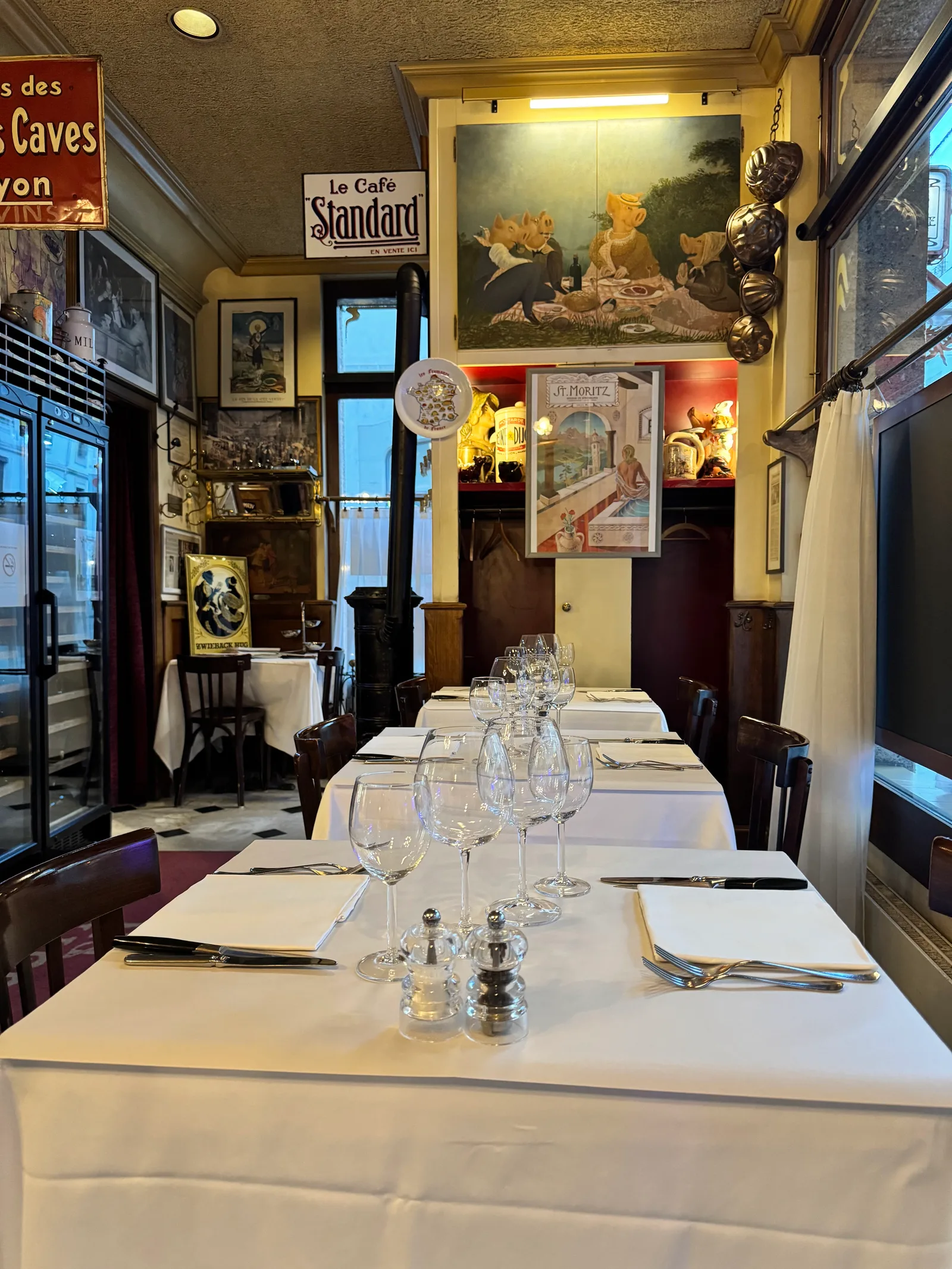 Main view at Bistrot du Bœuf Rouge Geneva — travel photo