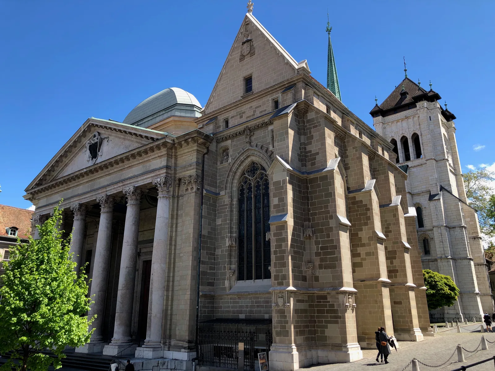 Details at Cathédrale Saint-Pierre Genève Geneva — travel photo