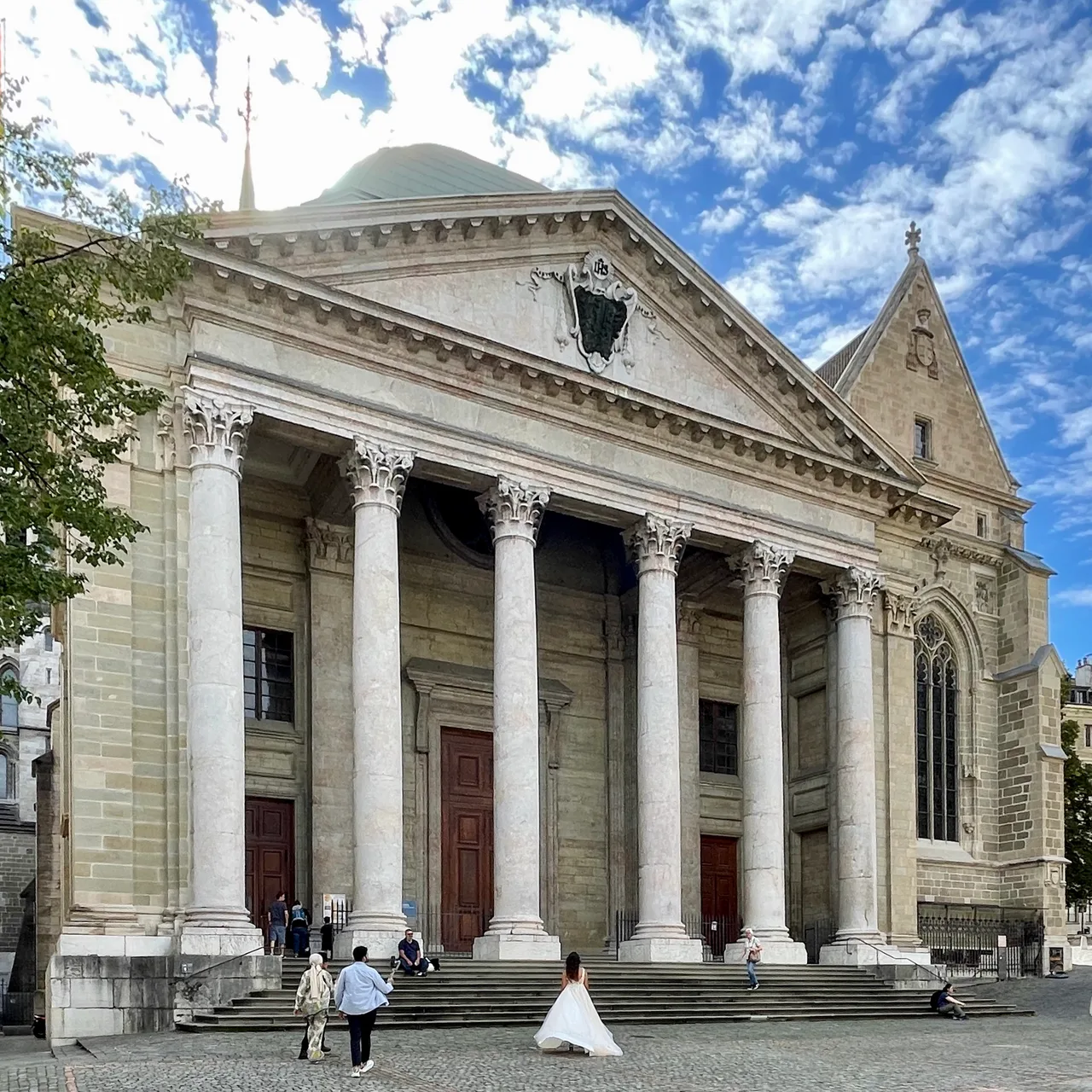 Geneva culture — Cathédrale Saint-Pierre Genève