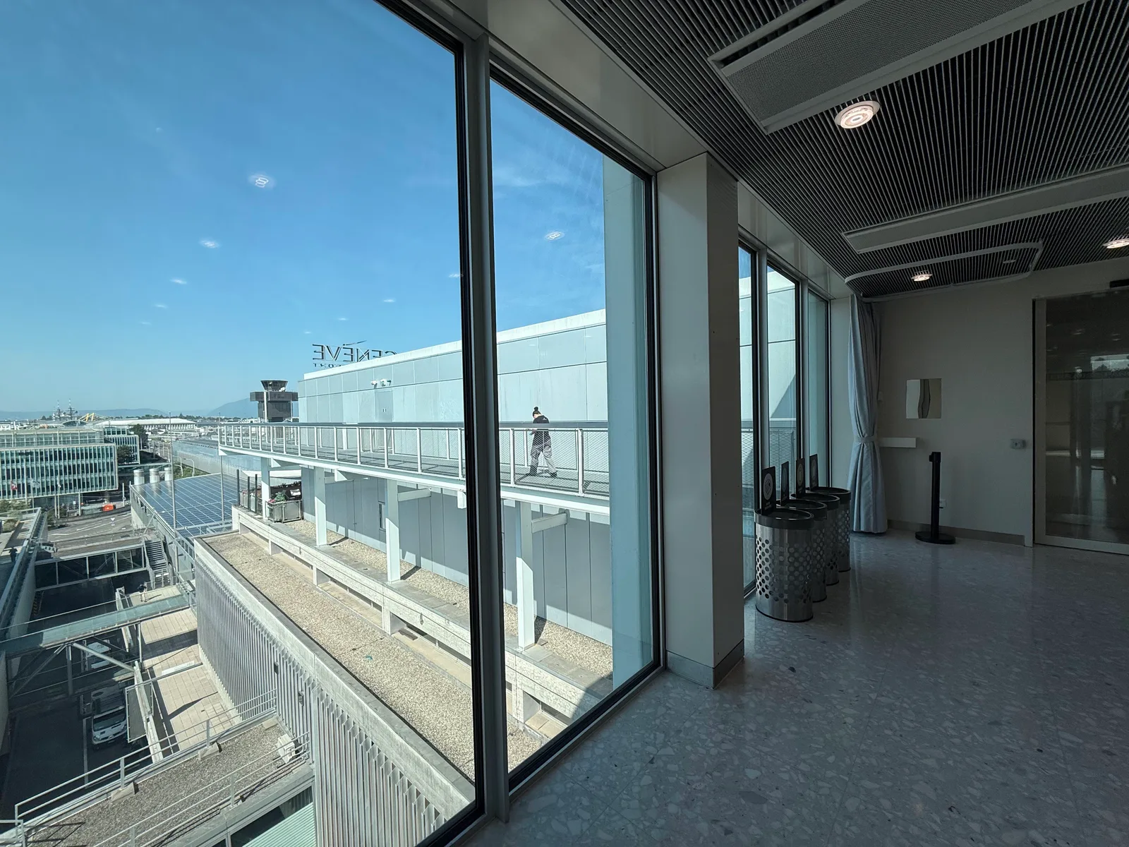 Details at PANORAMA TERRACE Geneva — travel photo