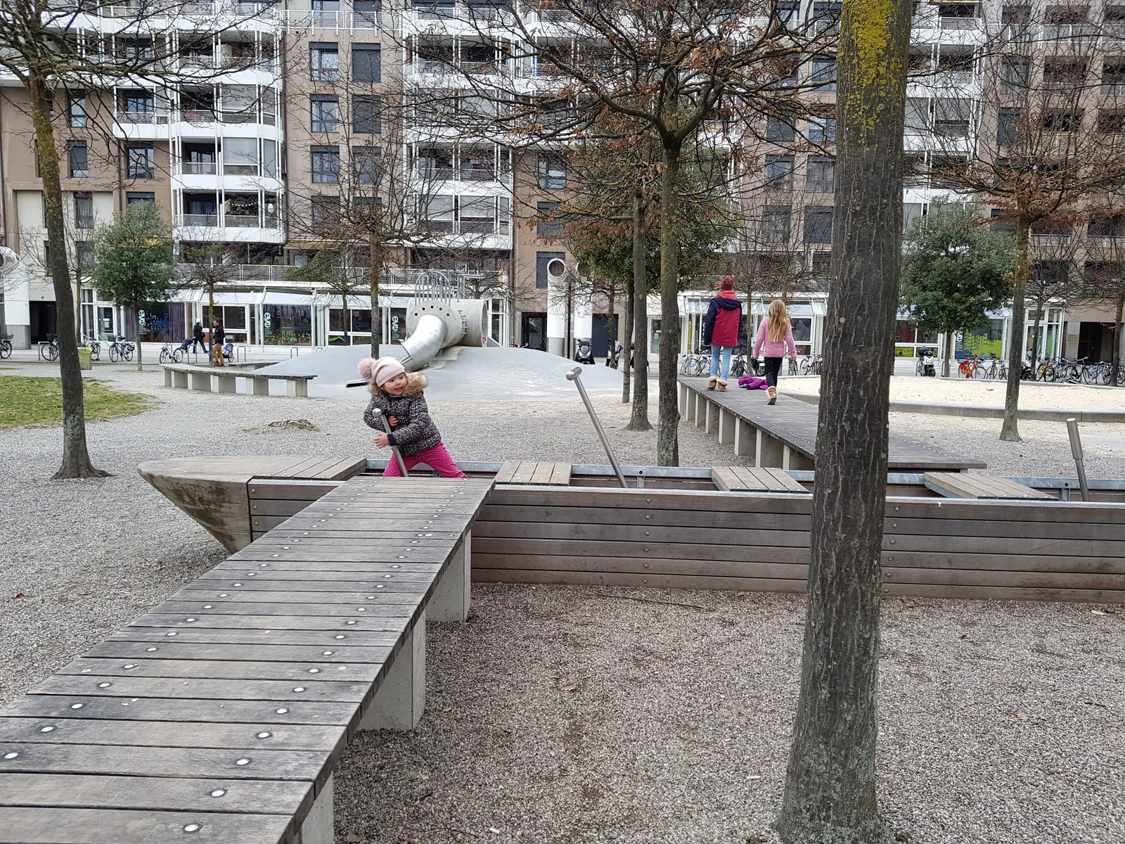 Details at Parc Baud-Bovy Geneva — travel photo