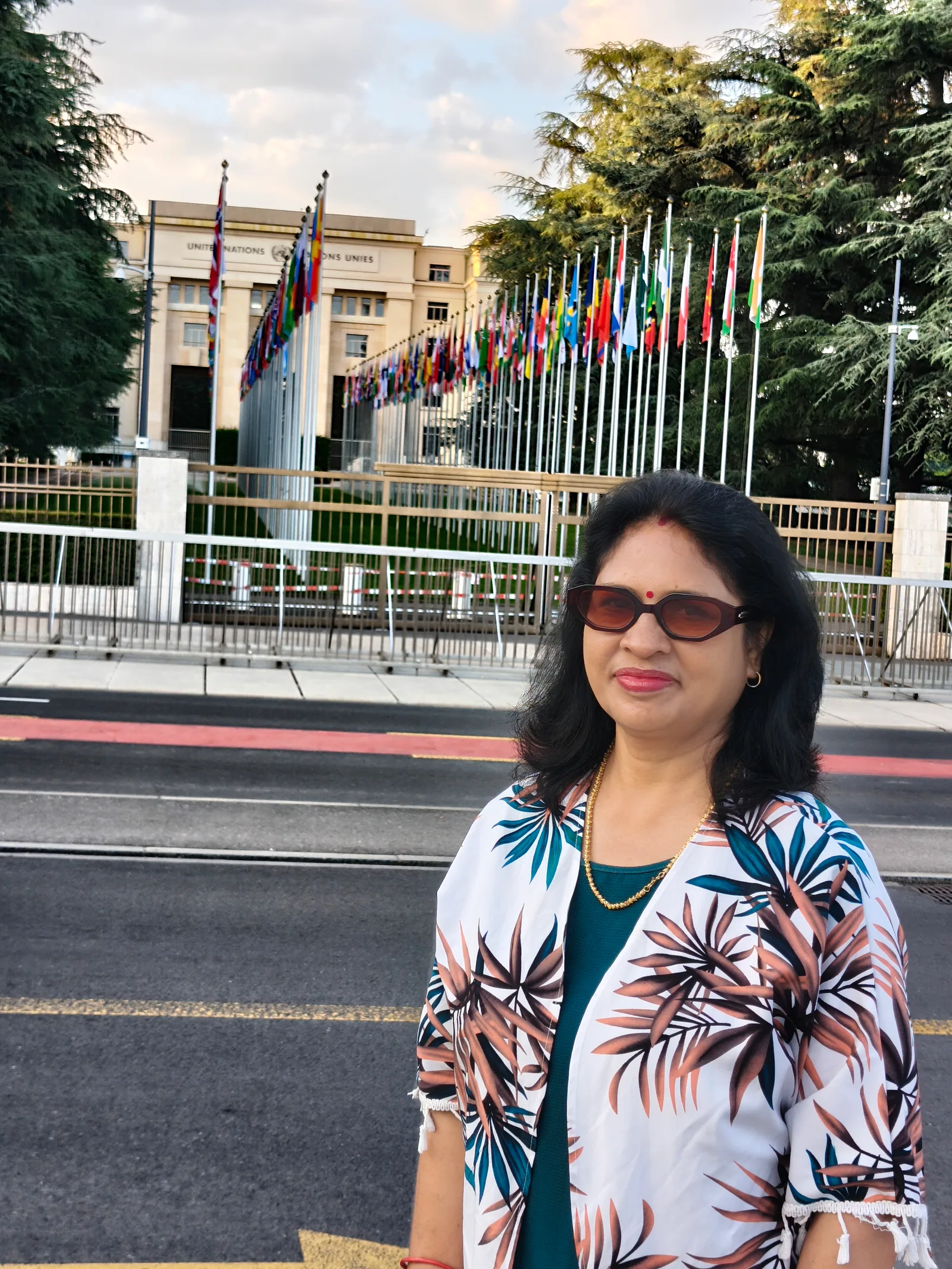 Details at UN Geneva - Alley of the Flags Geneva — travel photo