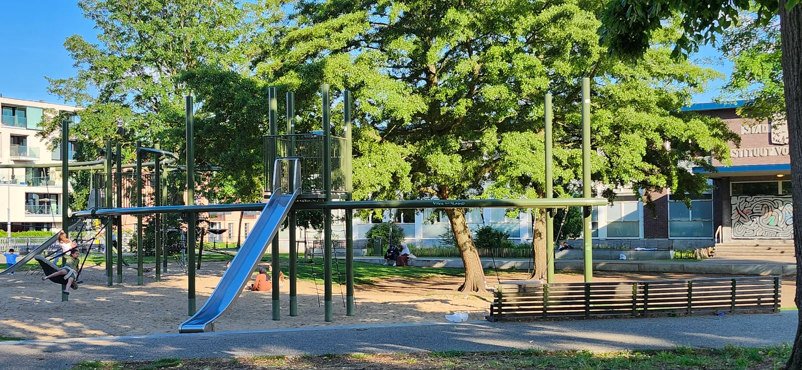 Main view at Baudelopark Ghent — travel photo