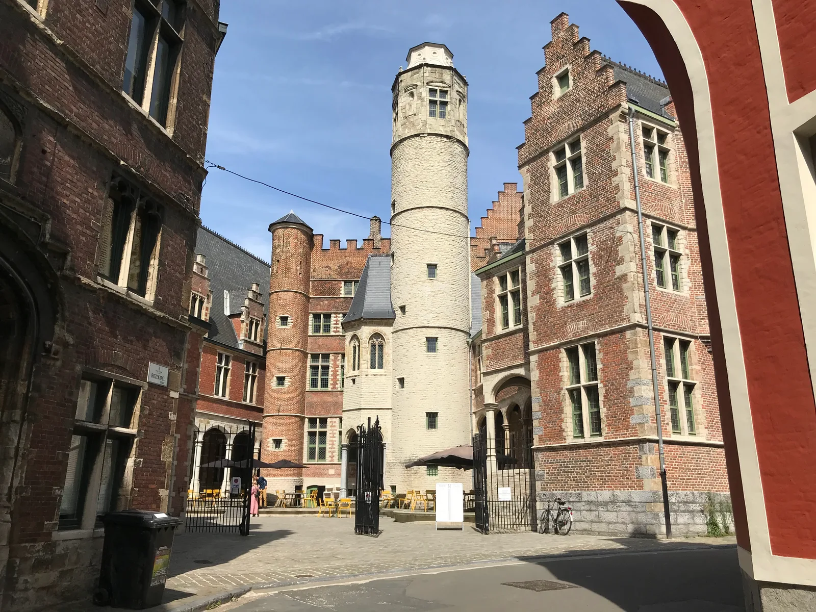 Atmosphere at House of the Rear Sickle Ghent — travel photo