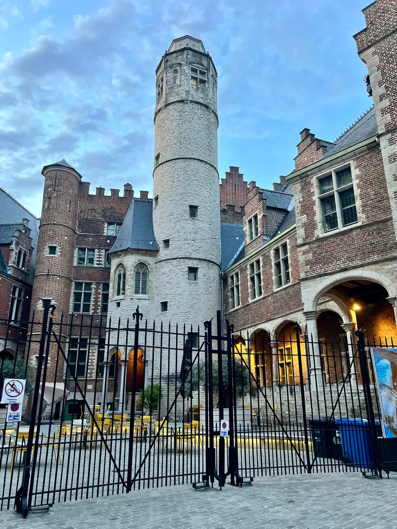 House of the Rear Sickle — Museum in Ghent