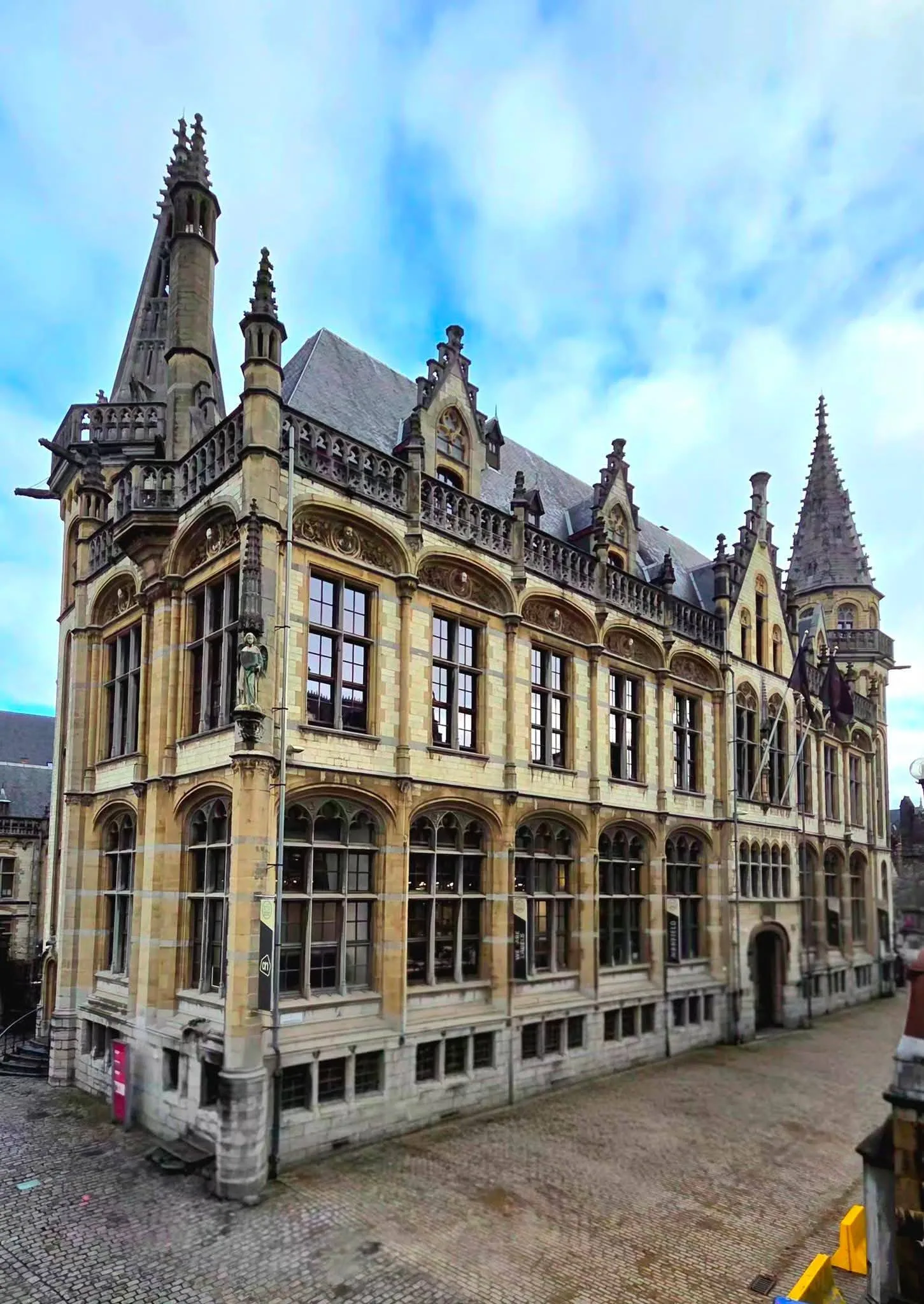 Details at St Michael's Bridge Ghent — travel photo