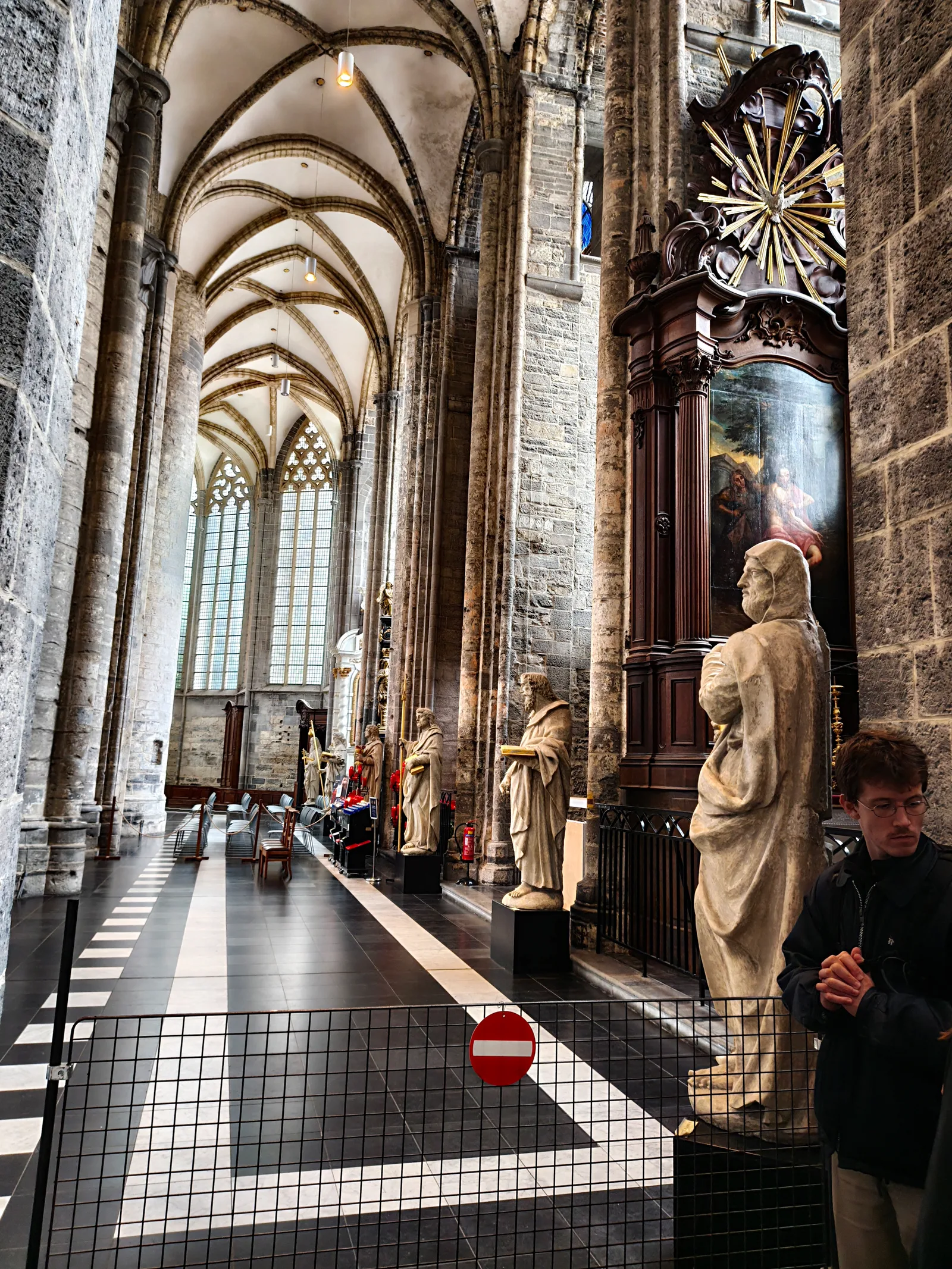 Atmosphere at St Nicholas' Church | Gent Ghent — travel photo