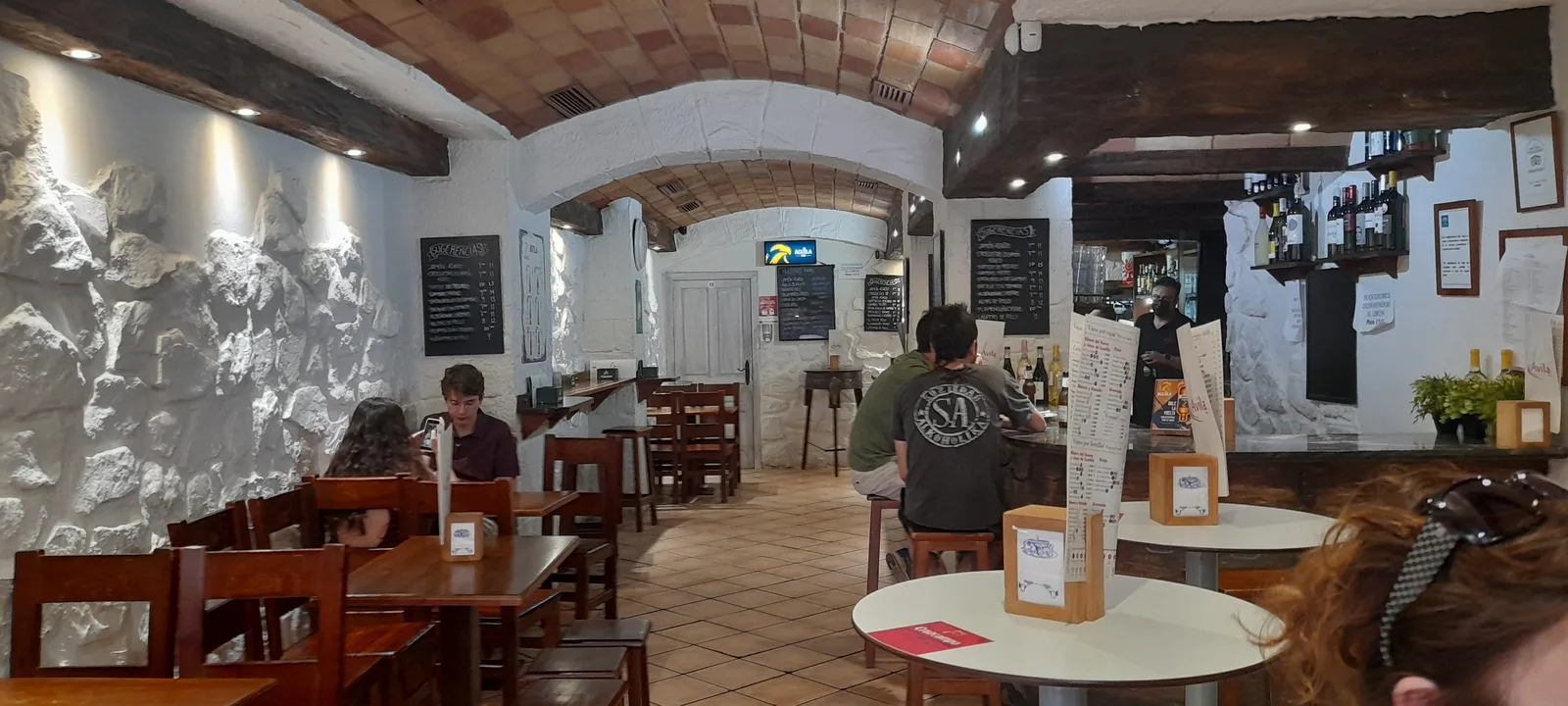 Main view at Ávila Tapas II Granada — travel photo