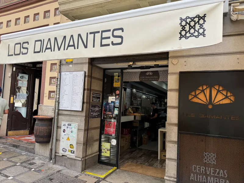 Bar los diamantes