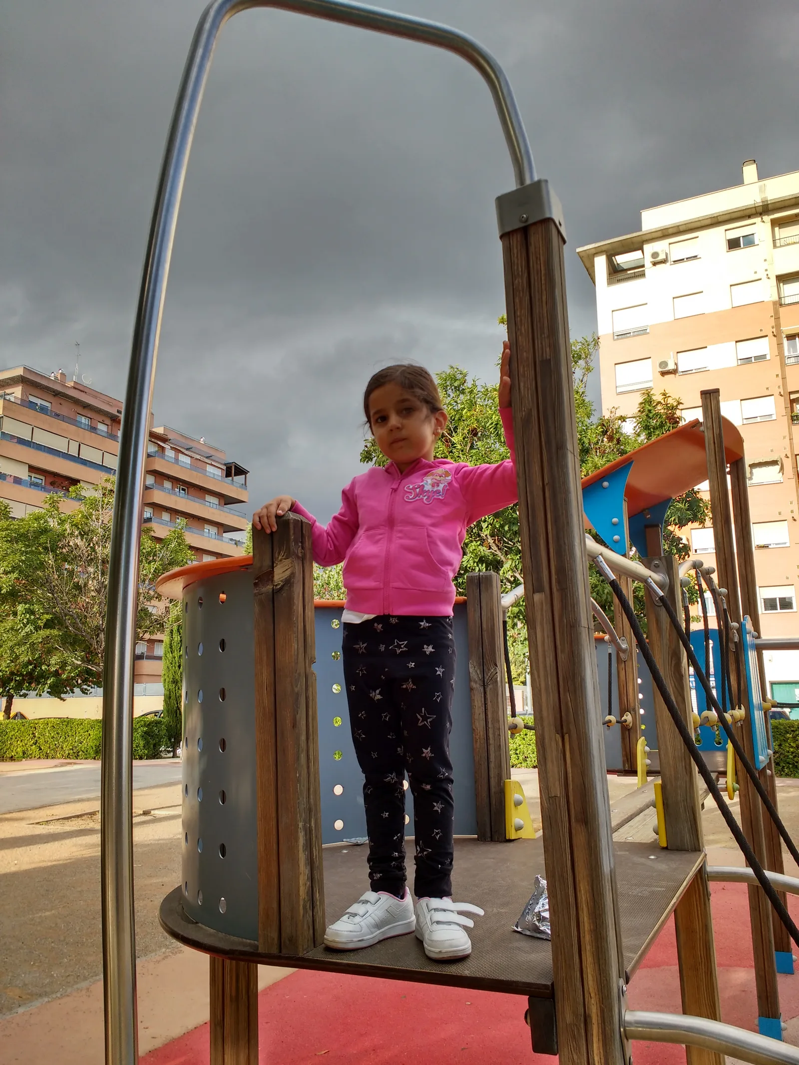 Details at Infantil Argentinita Park Granada — travel photo